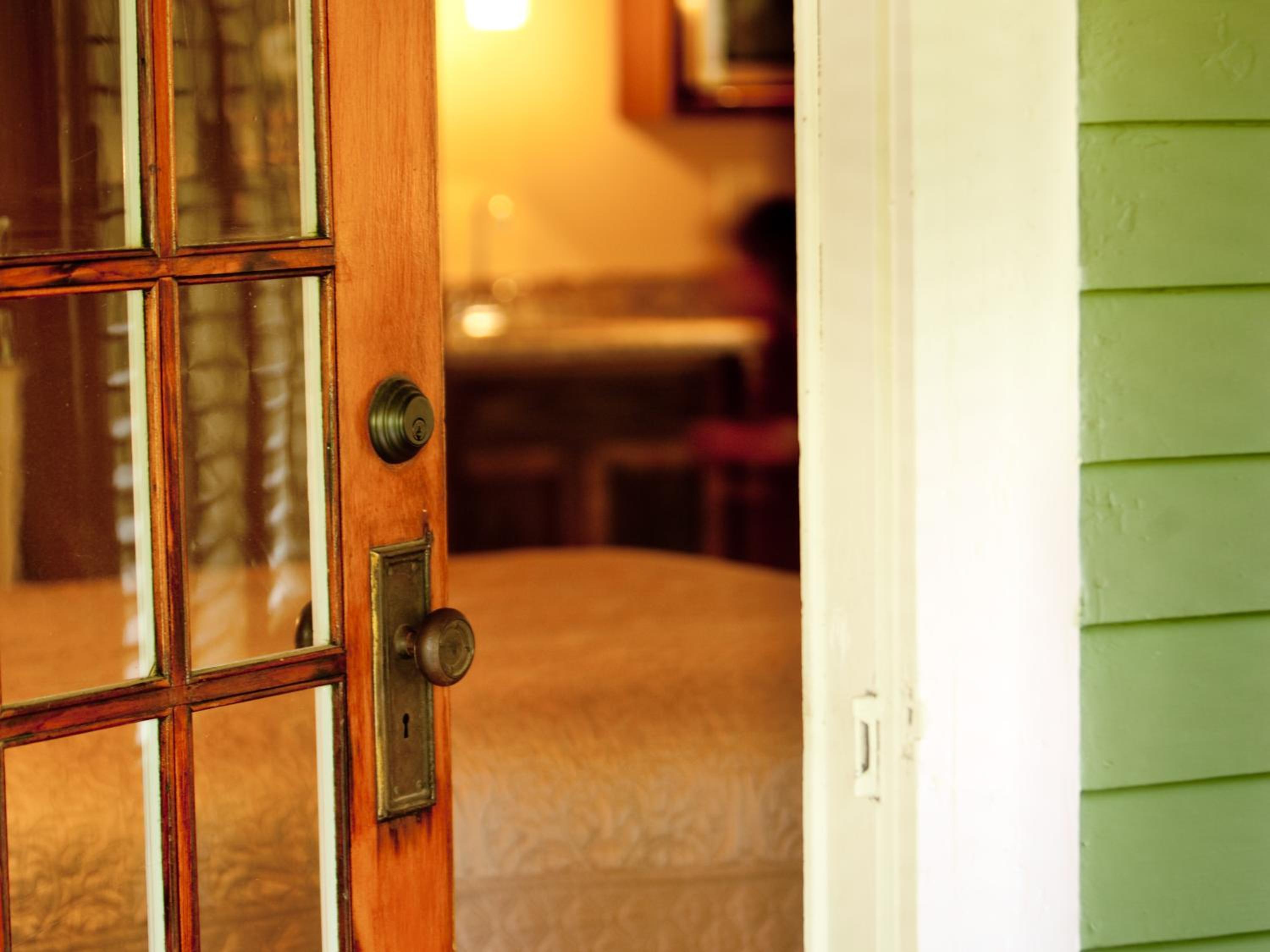 Showers Inn
