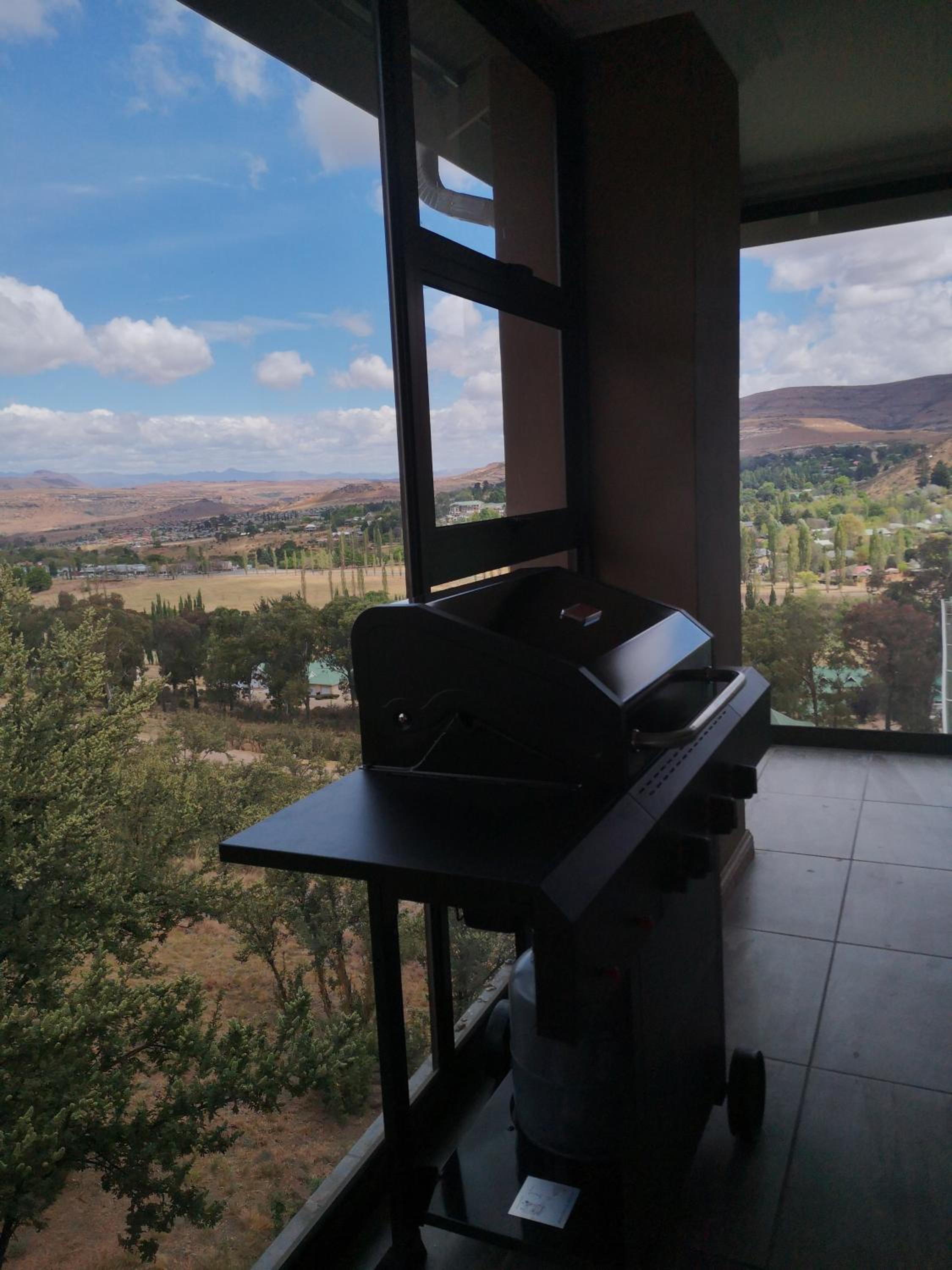 8 Sleeper Villa and 4 Sleeper Flatlet view 5