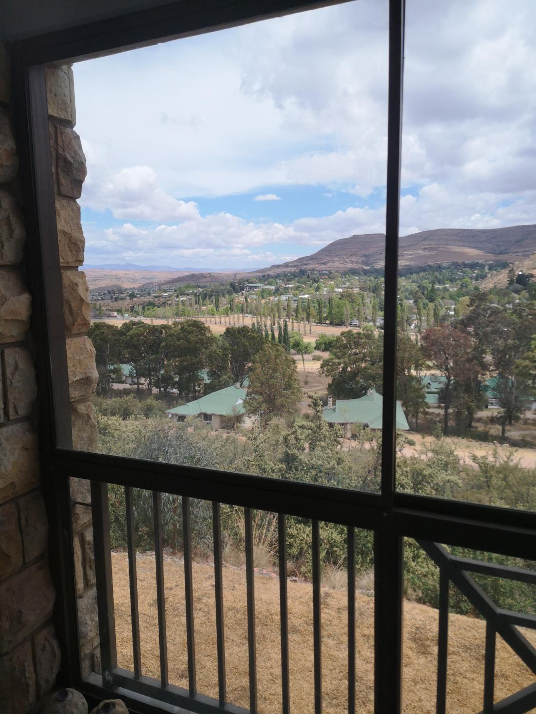 8 Sleeper Villa and 4 Sleeper Flatlet view 4