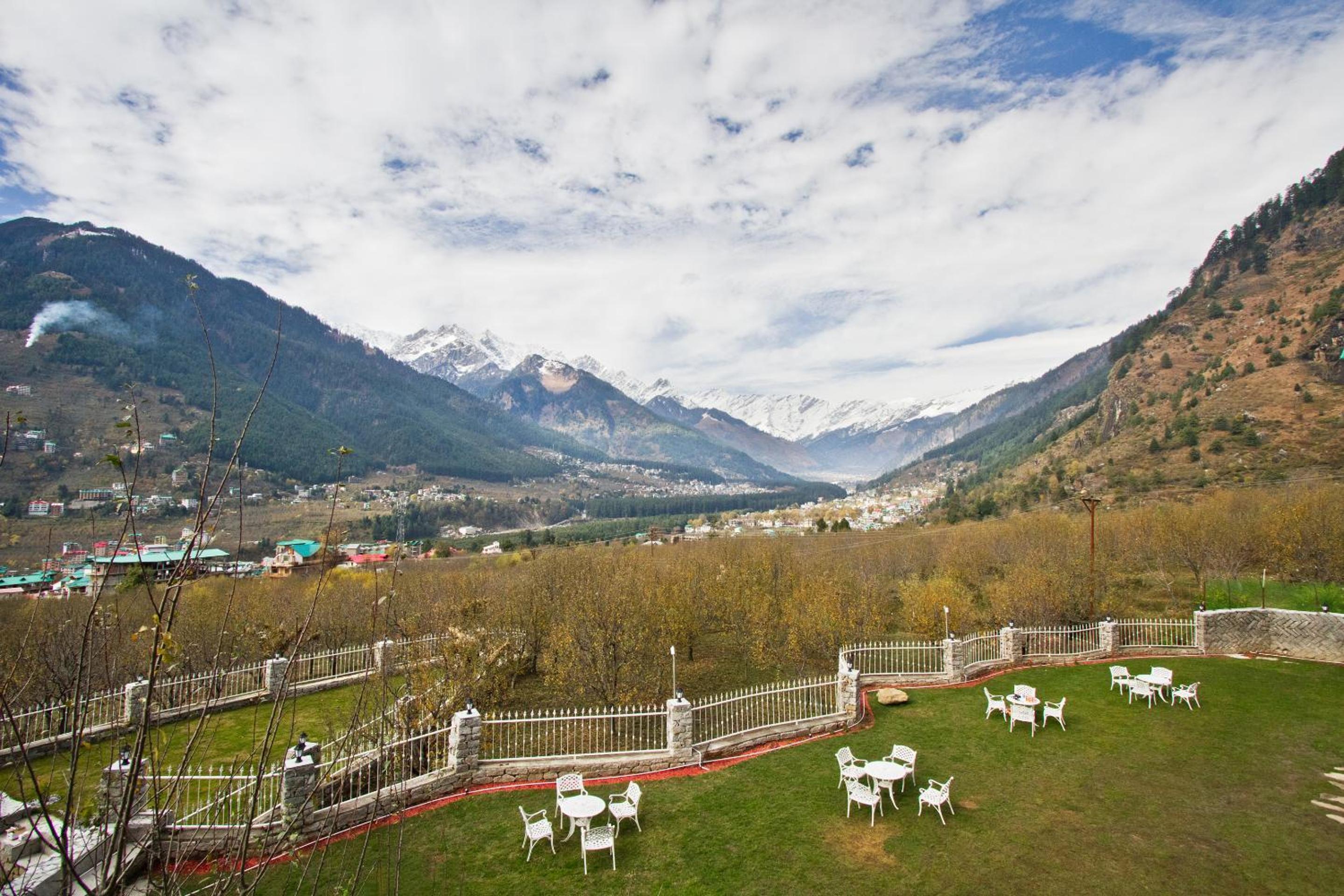 The Whitestone Resorts view 2