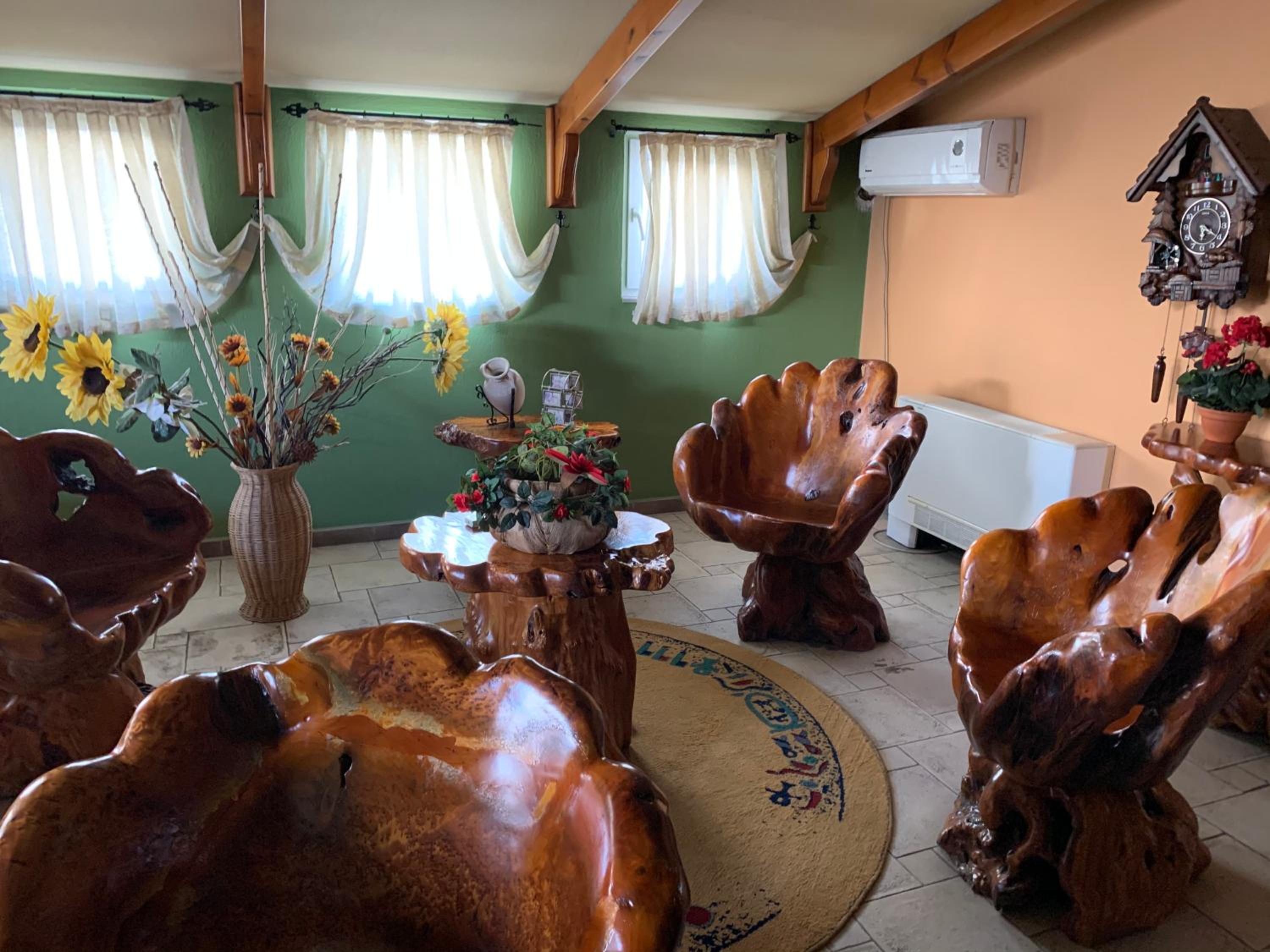 lounge