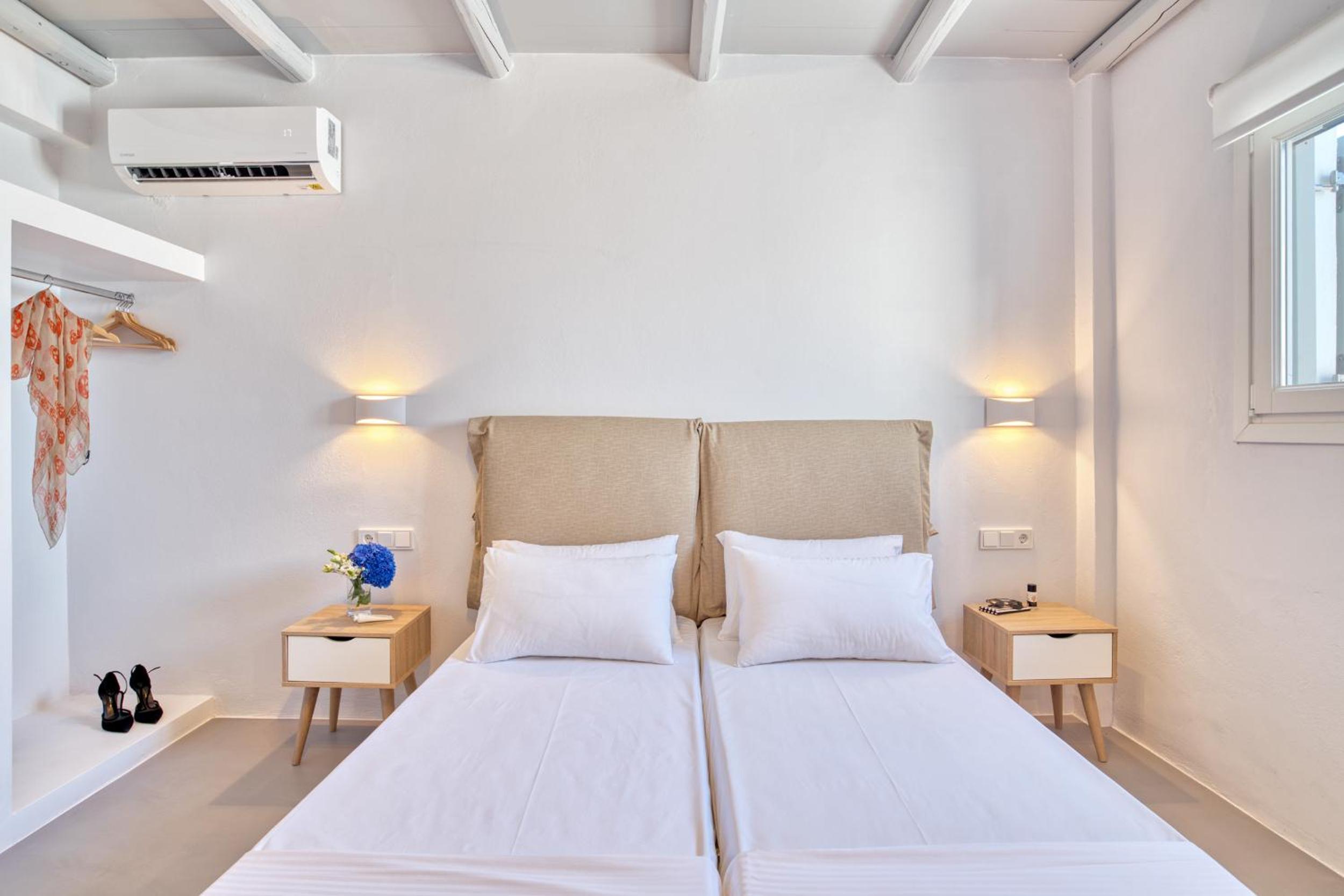 White Cliff Naousa photo 5