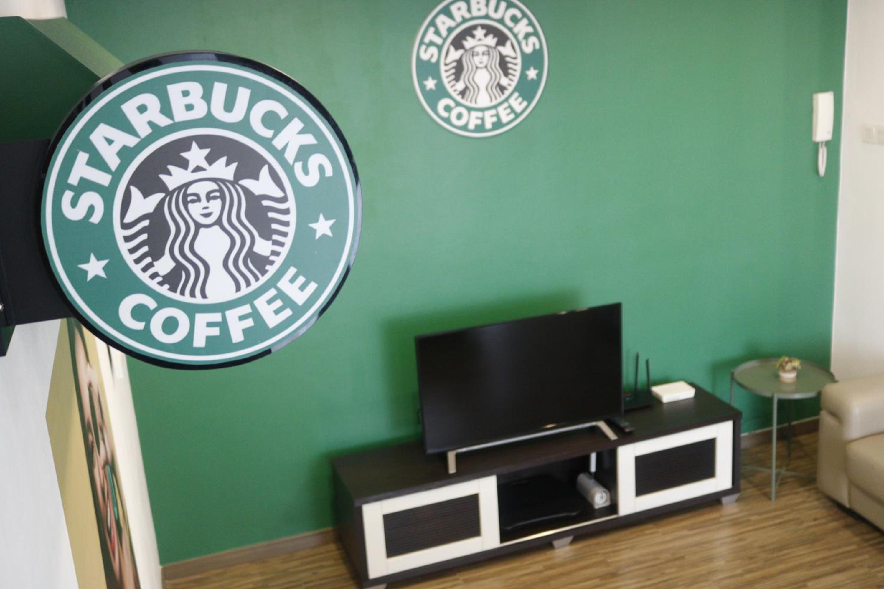 Cozy Suite StarBus! Zetapark! Above Shopping Mall! FREE Wifi FREE Parking