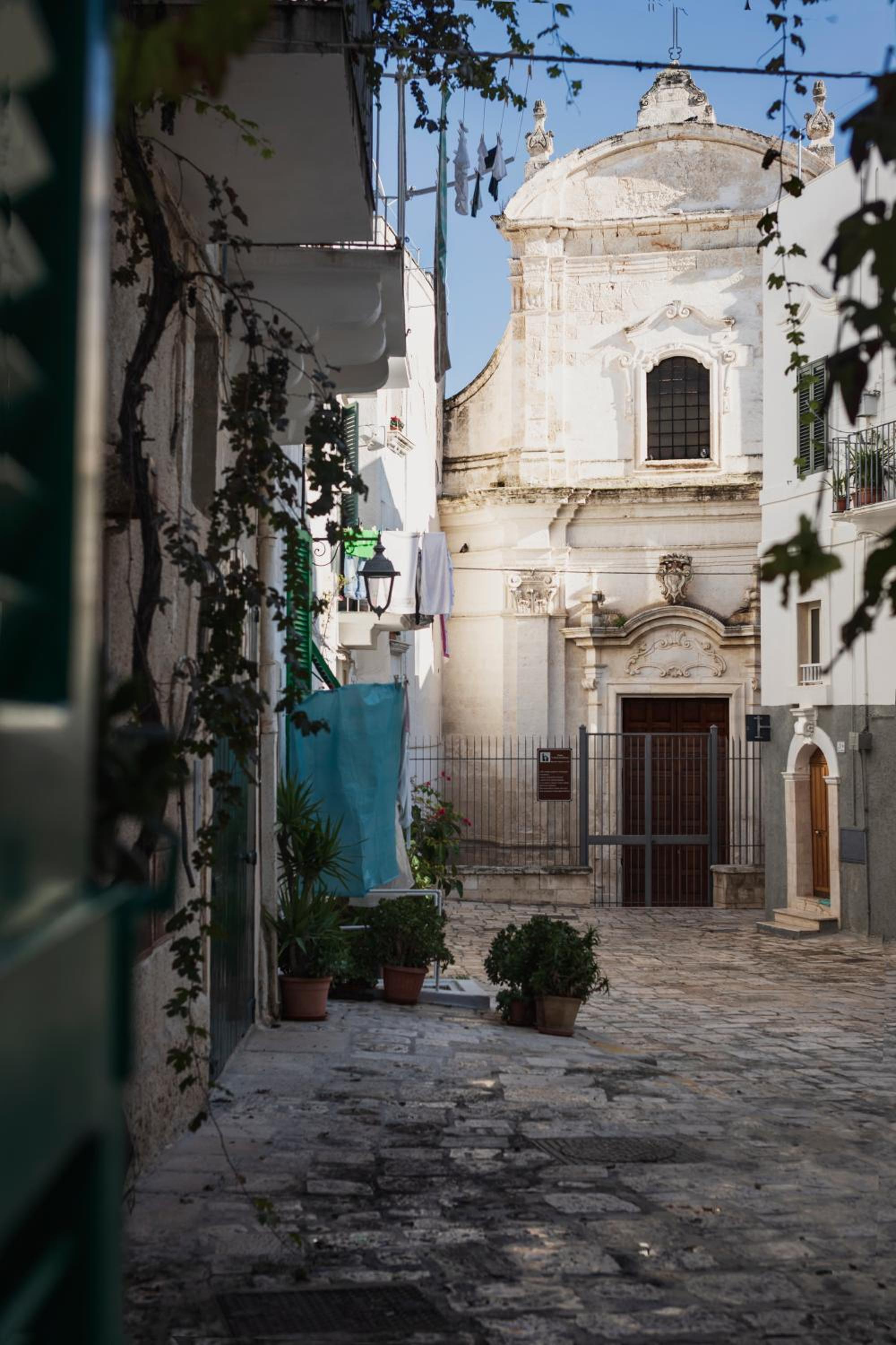 Alimarta en Monopoli — other