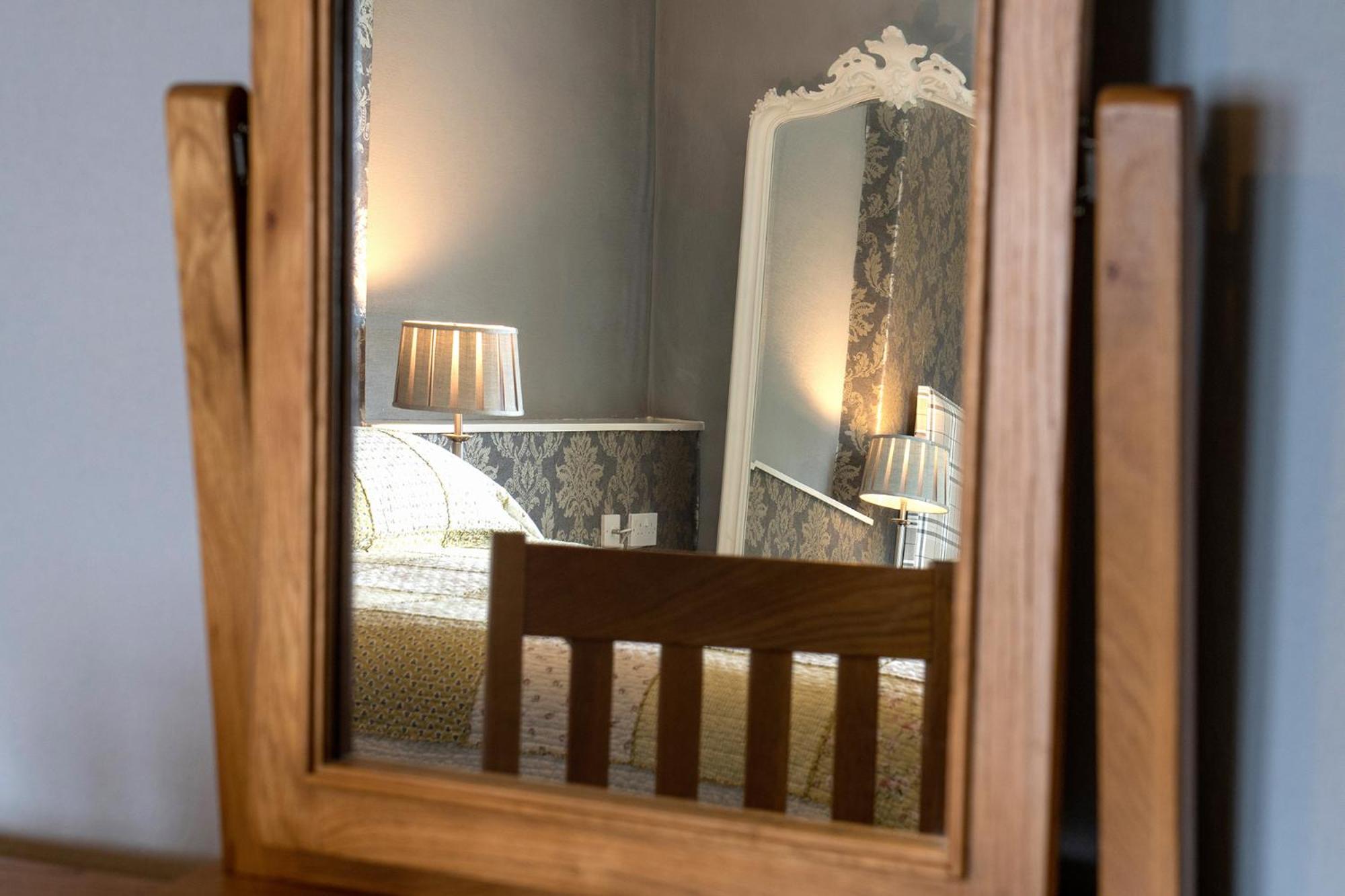 Crown Lodge