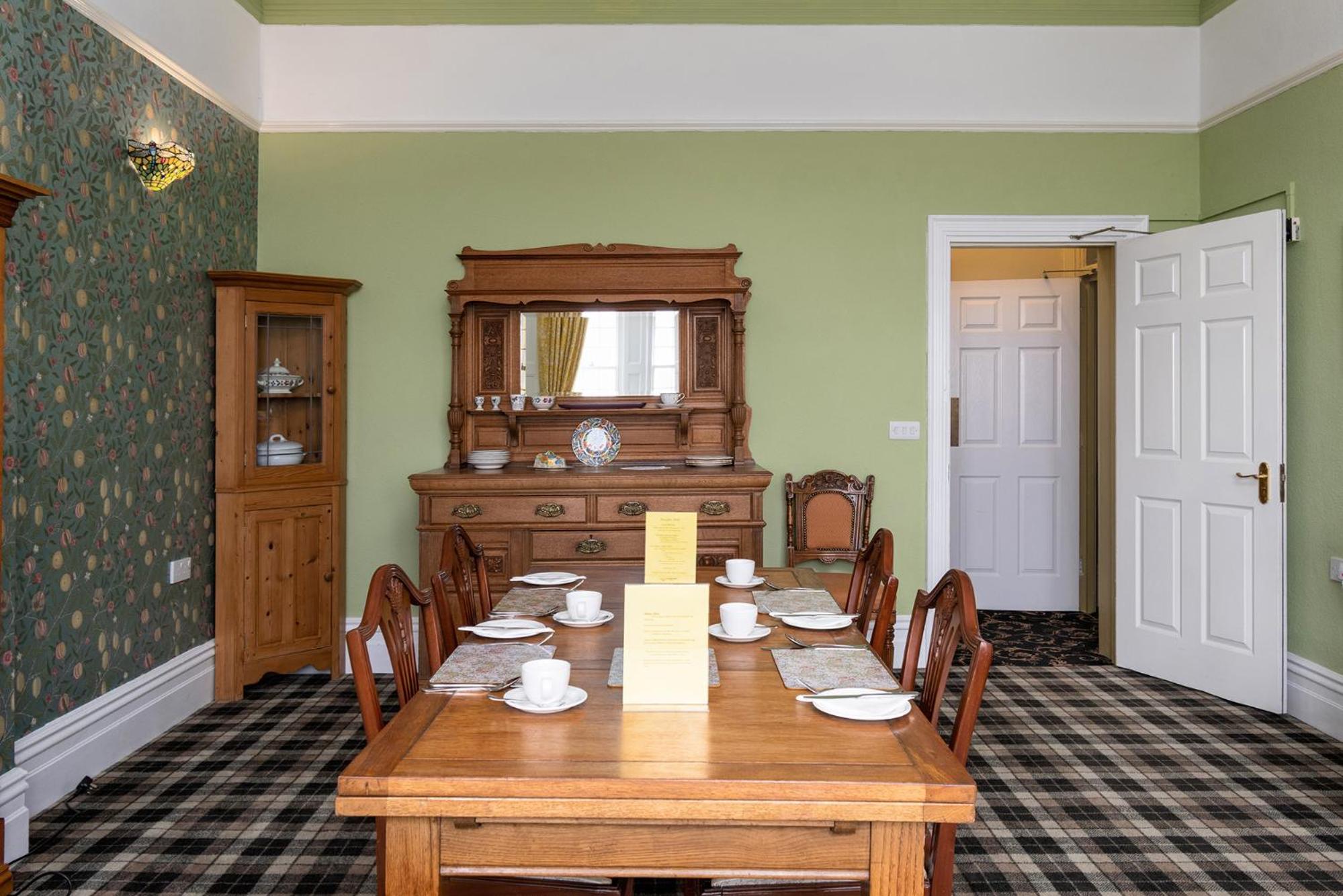 Crown Lodge