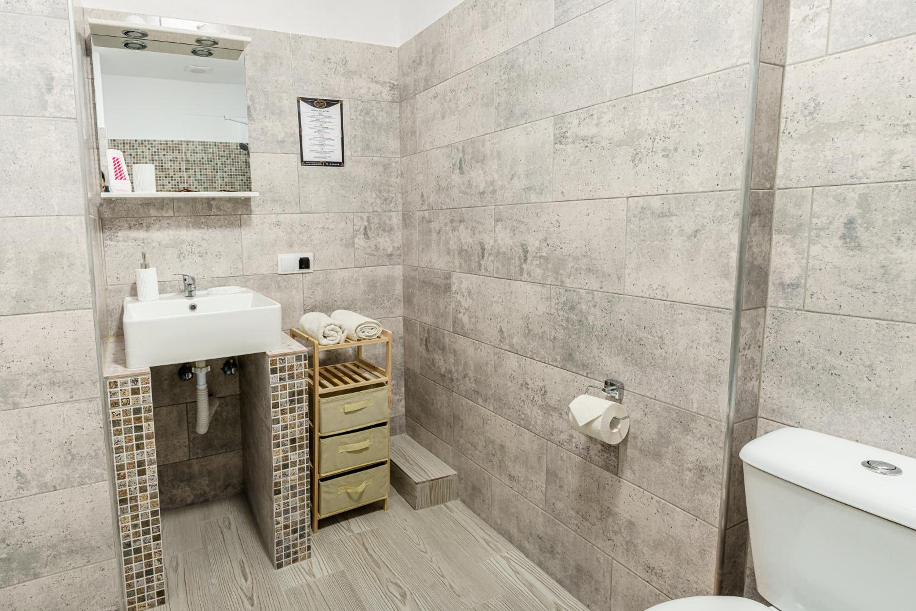 Select City Center Apartments