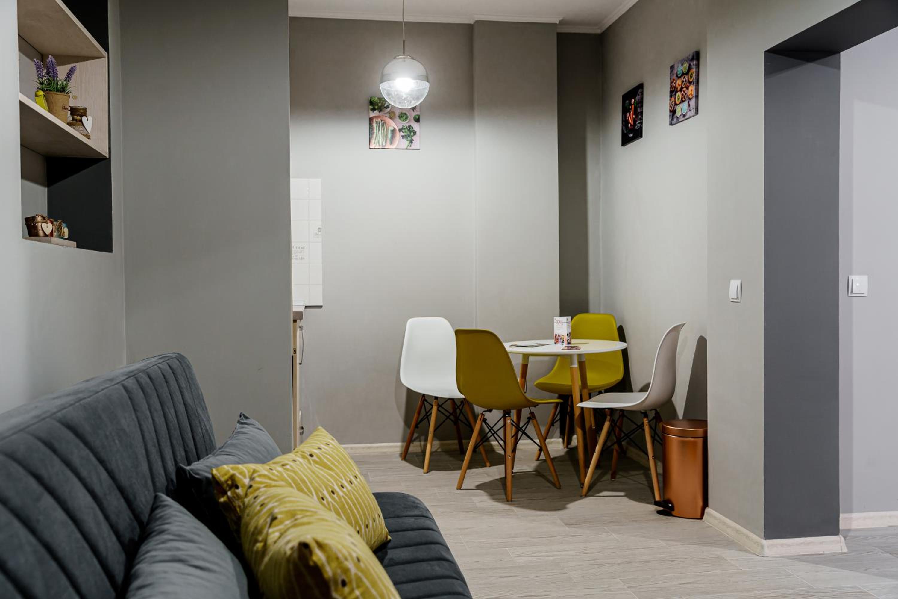 Select City Center Apartments