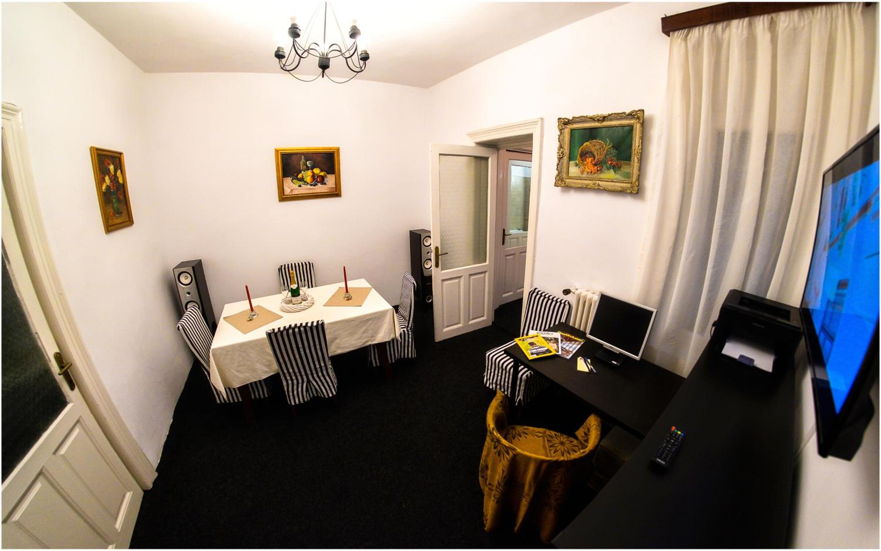 Clucerului Sun Residence Villa view 4