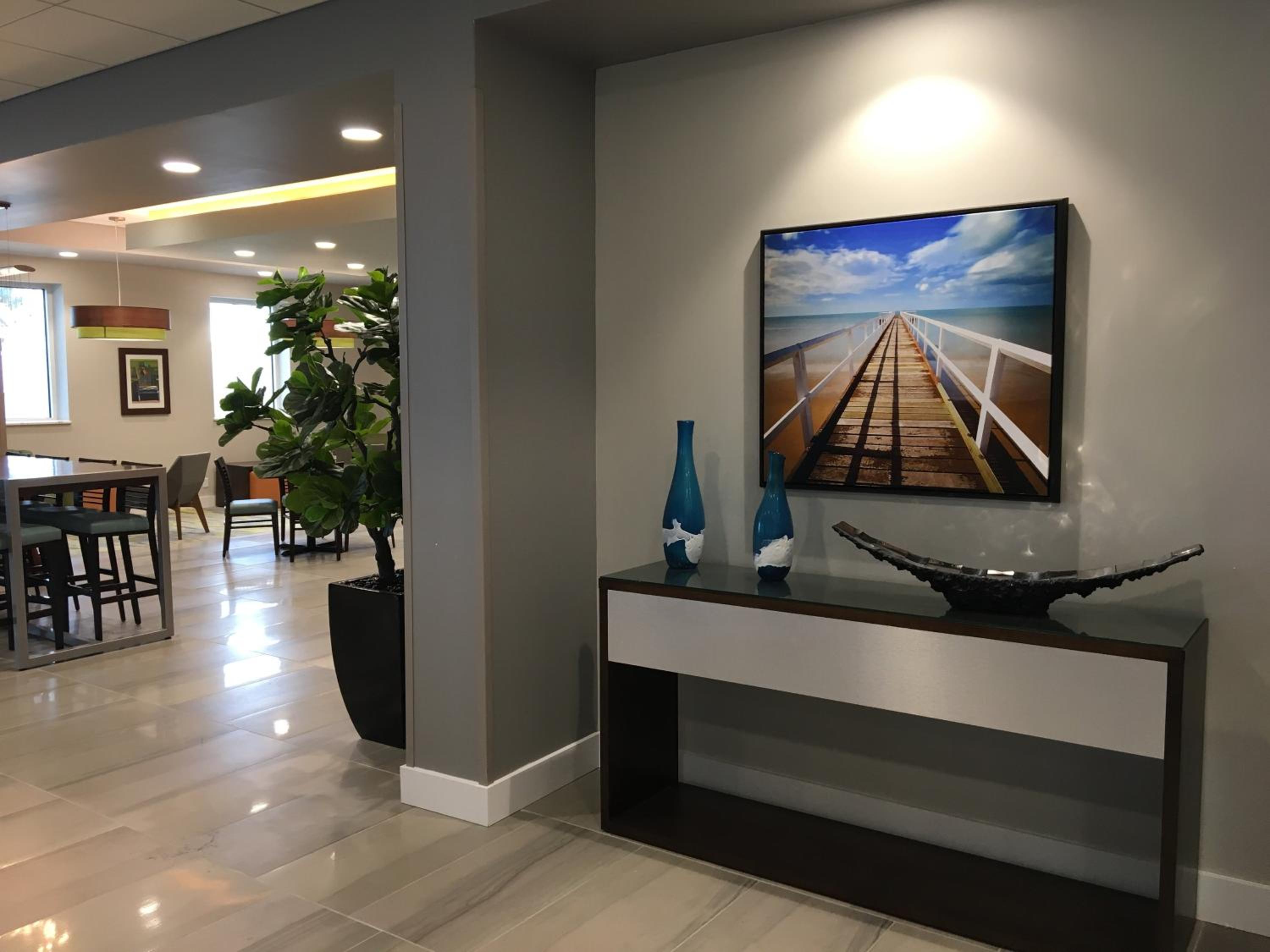 Holiday Inn Hotel & Suites Daytona Beach On The Ocean by IHG