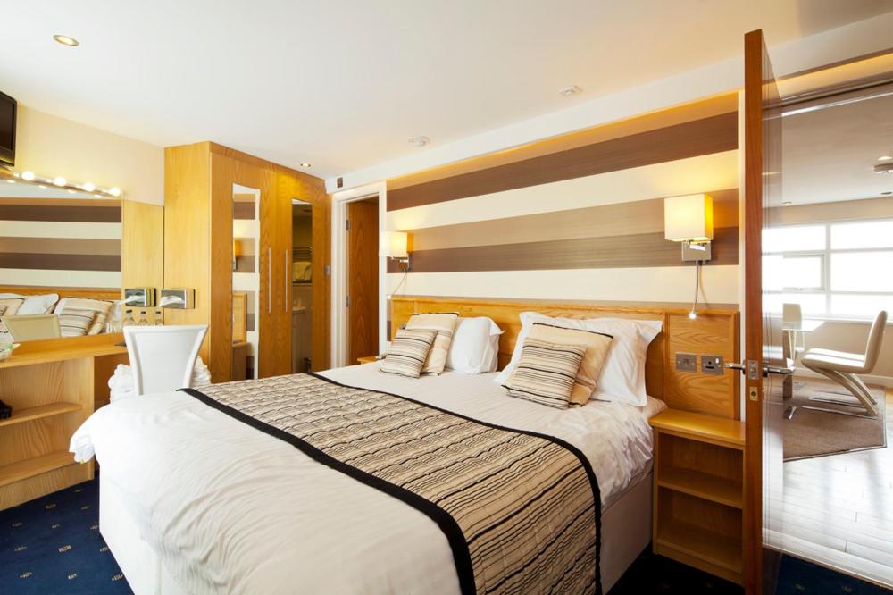 Queens Mansions: Queens Suite