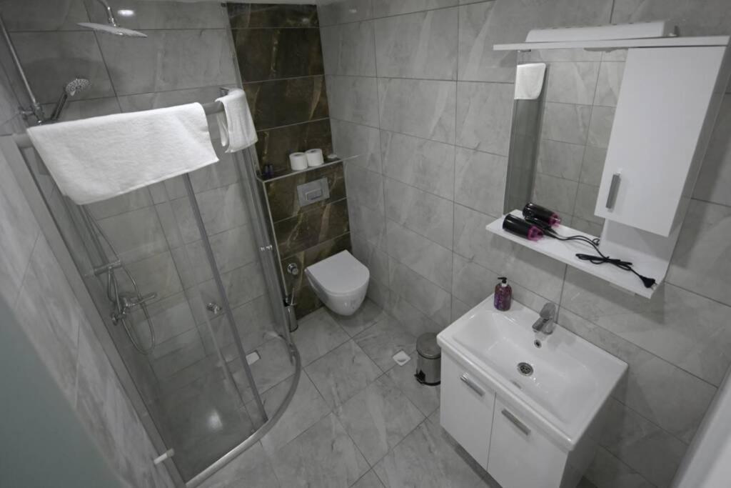 Photo 29