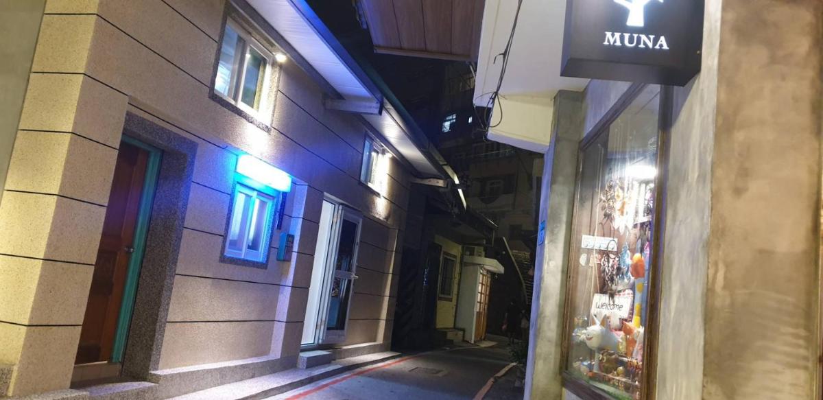 Jiufen Let's go Bed and Breakfast view 4
