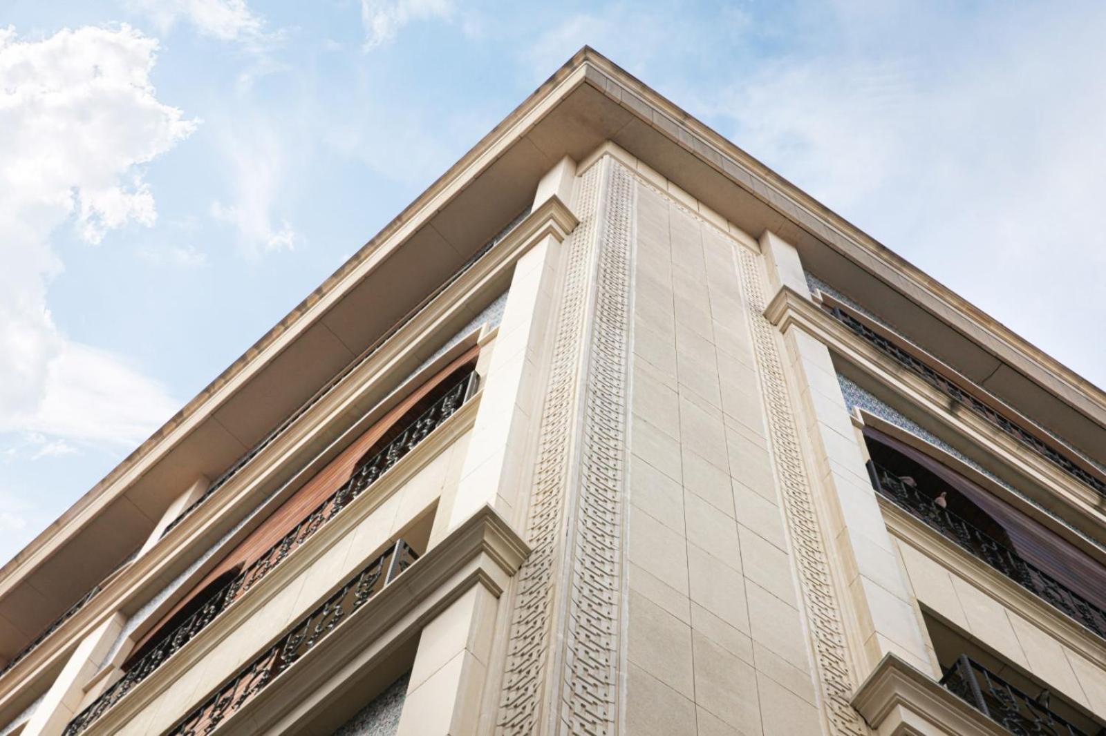 The Fox Otel - Image 93