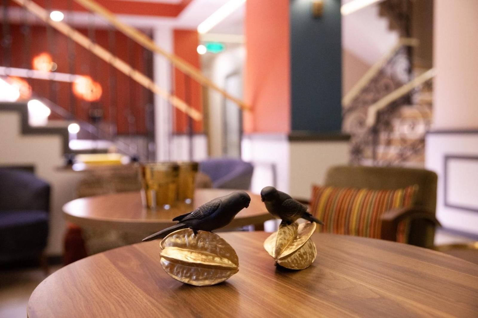 The Fox Otel - Image 86