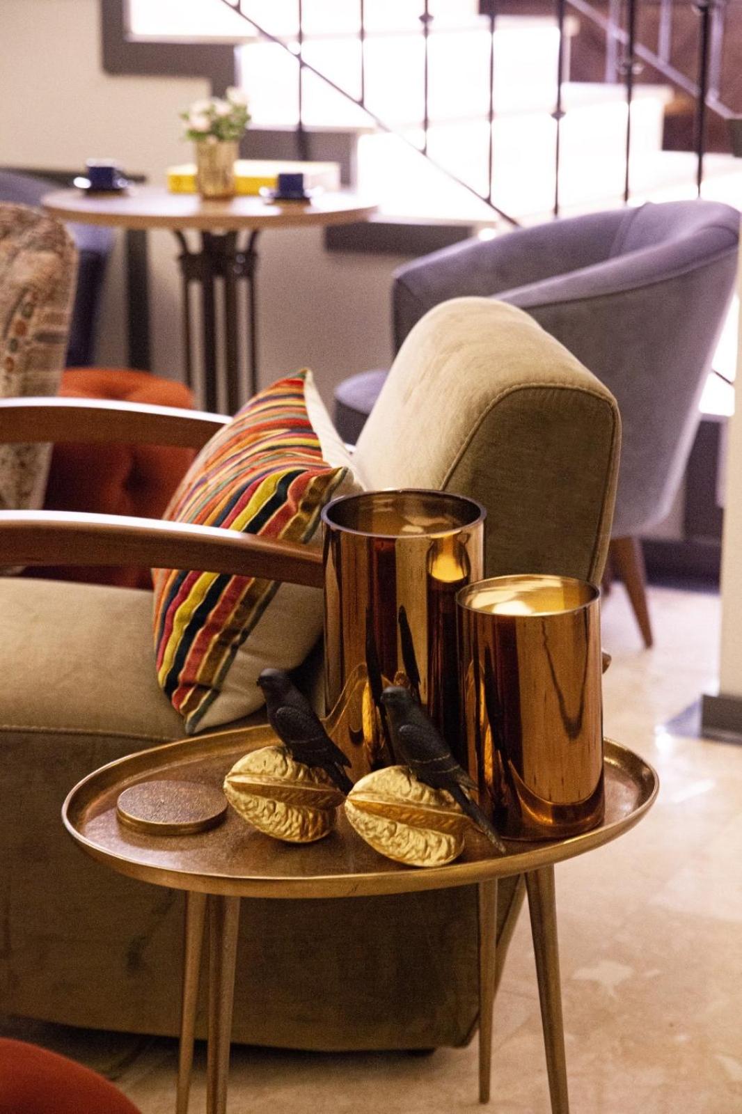 The Fox Otel - Image 25