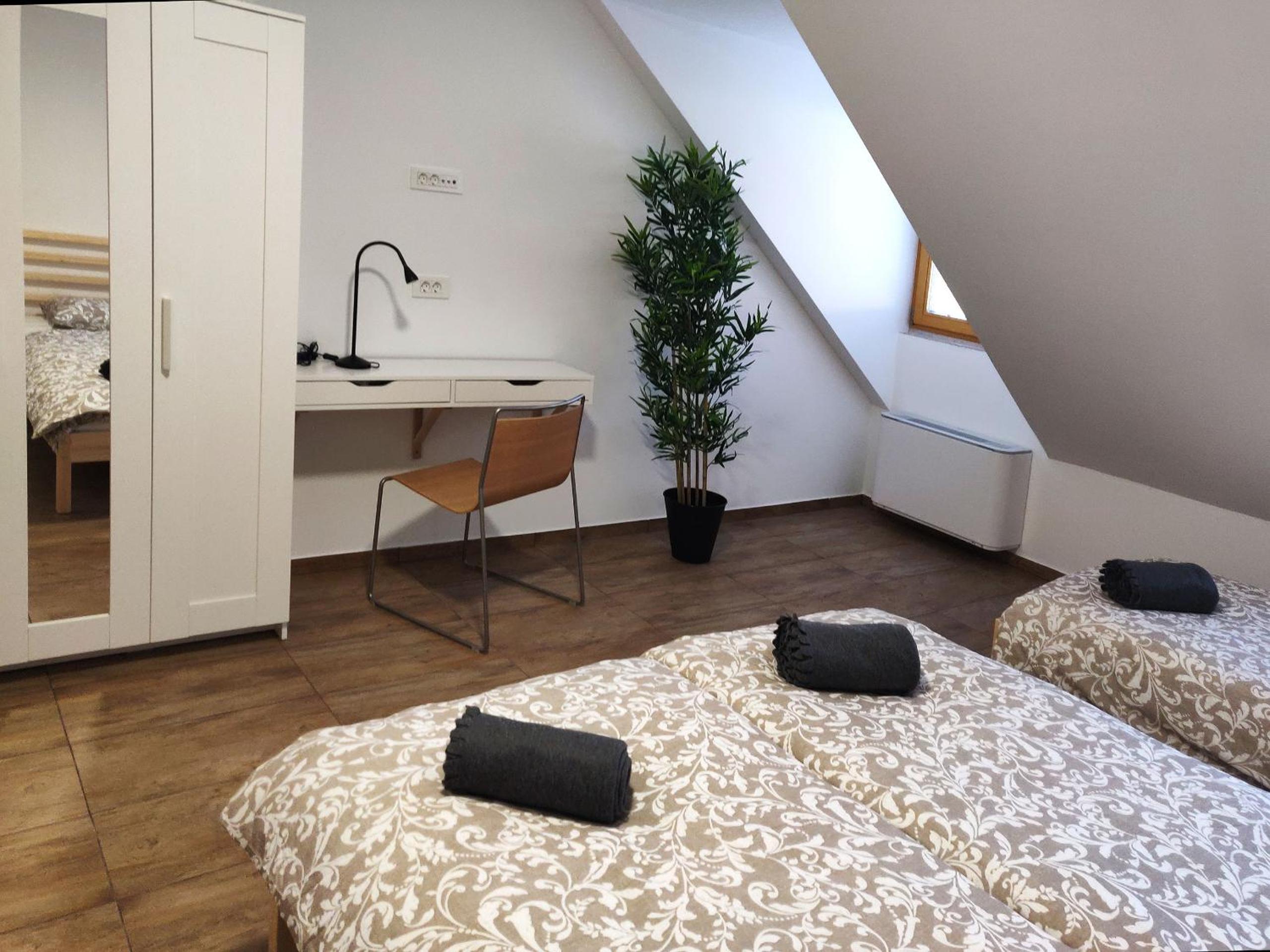 PUBYLAND ROOMS & APARTMENTS view 4