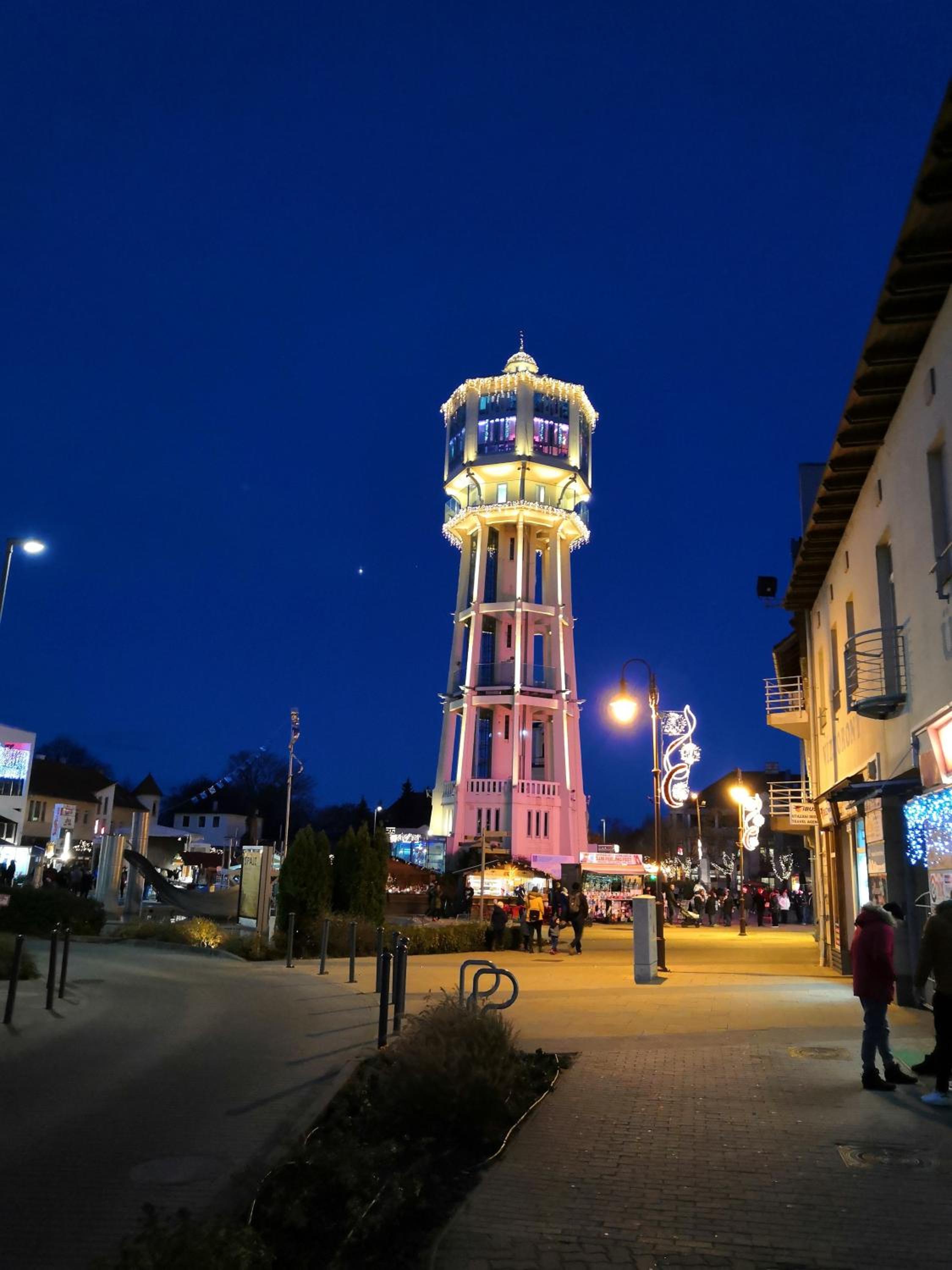 Photo 33