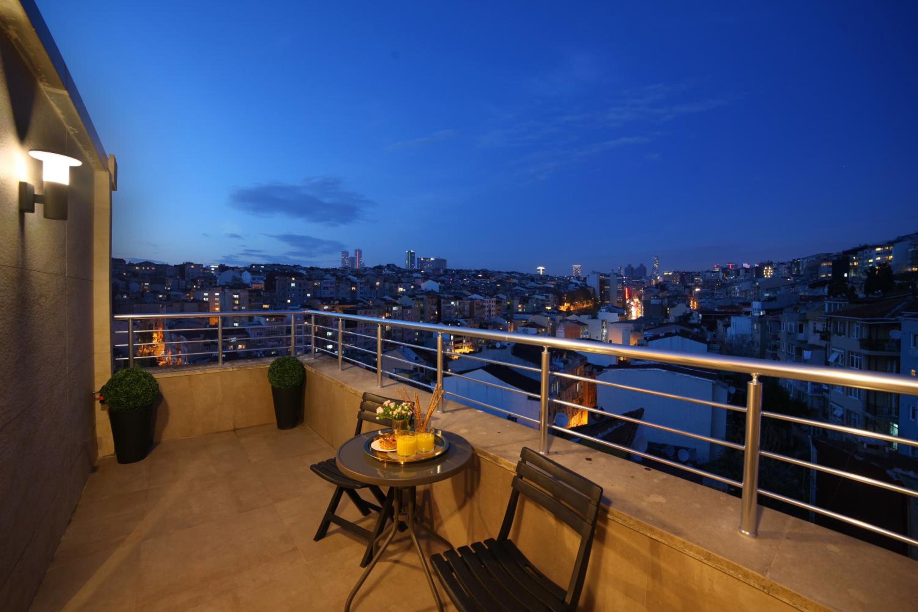 The Fox Otel - Image 30