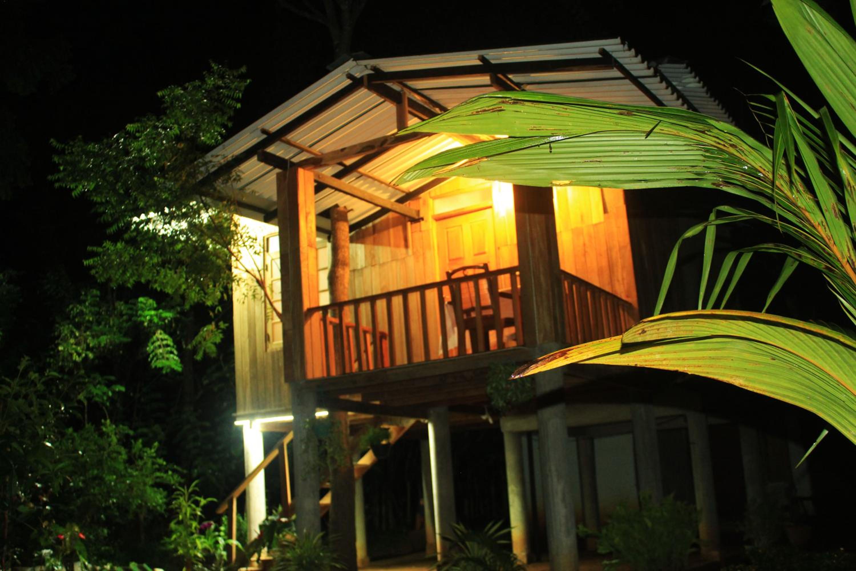 Hotel Ruk Sewana Villa Tree House - Image 1