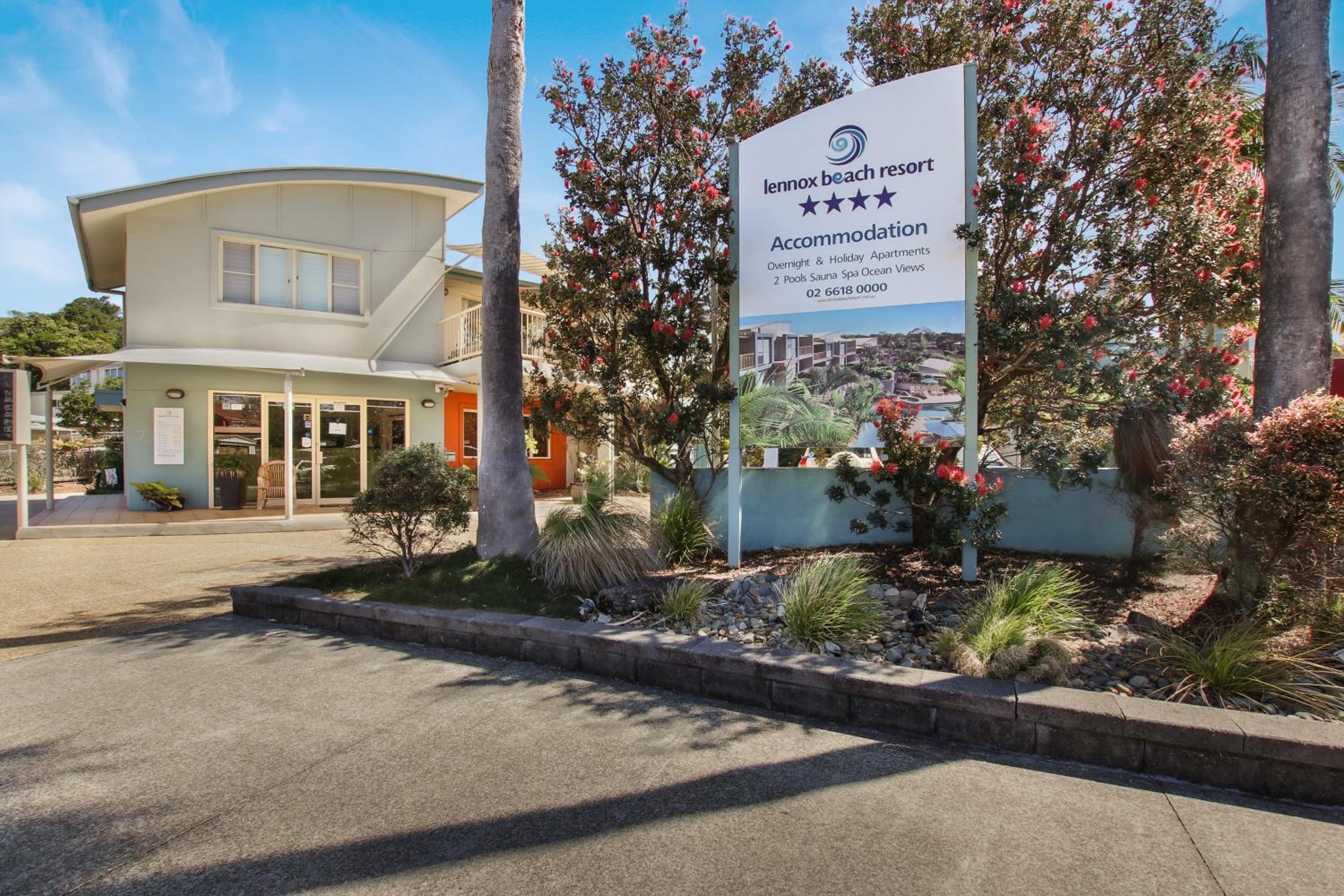 Hotel Lennox Beach Resort