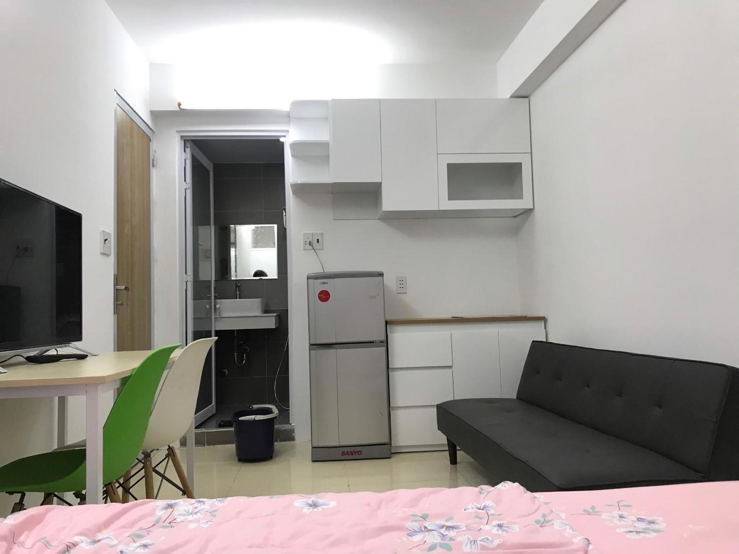 Smiley Apartment 3