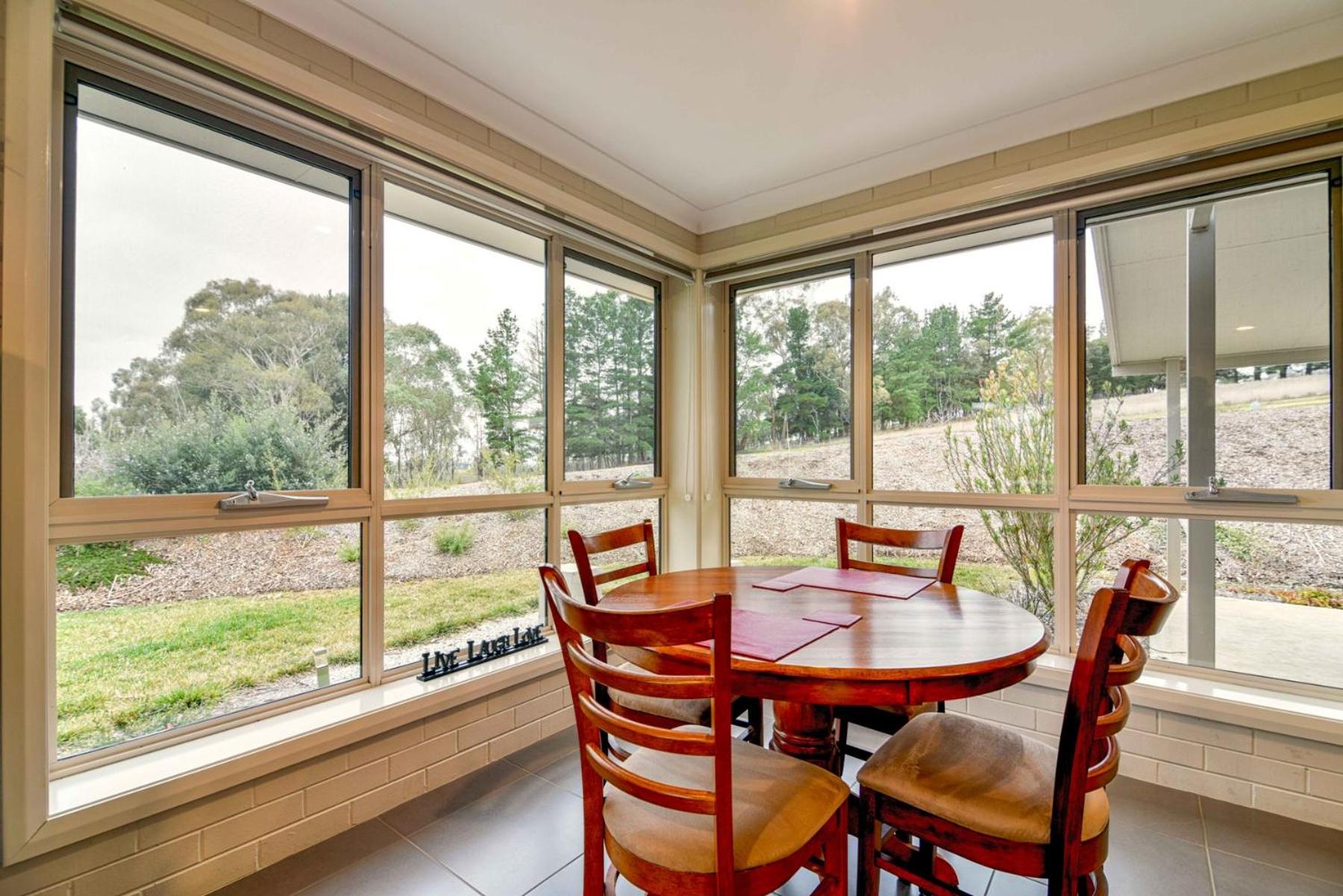 Lakeview Luxury Retreat