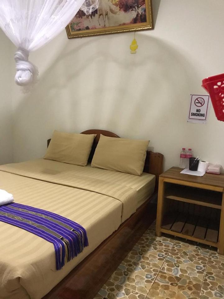 Manel Guesthouse and Restaurant