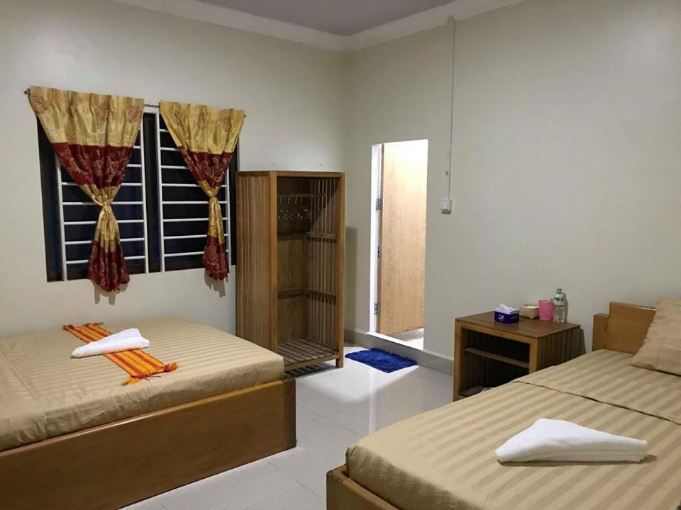 Manel Guesthouse and Restaurant