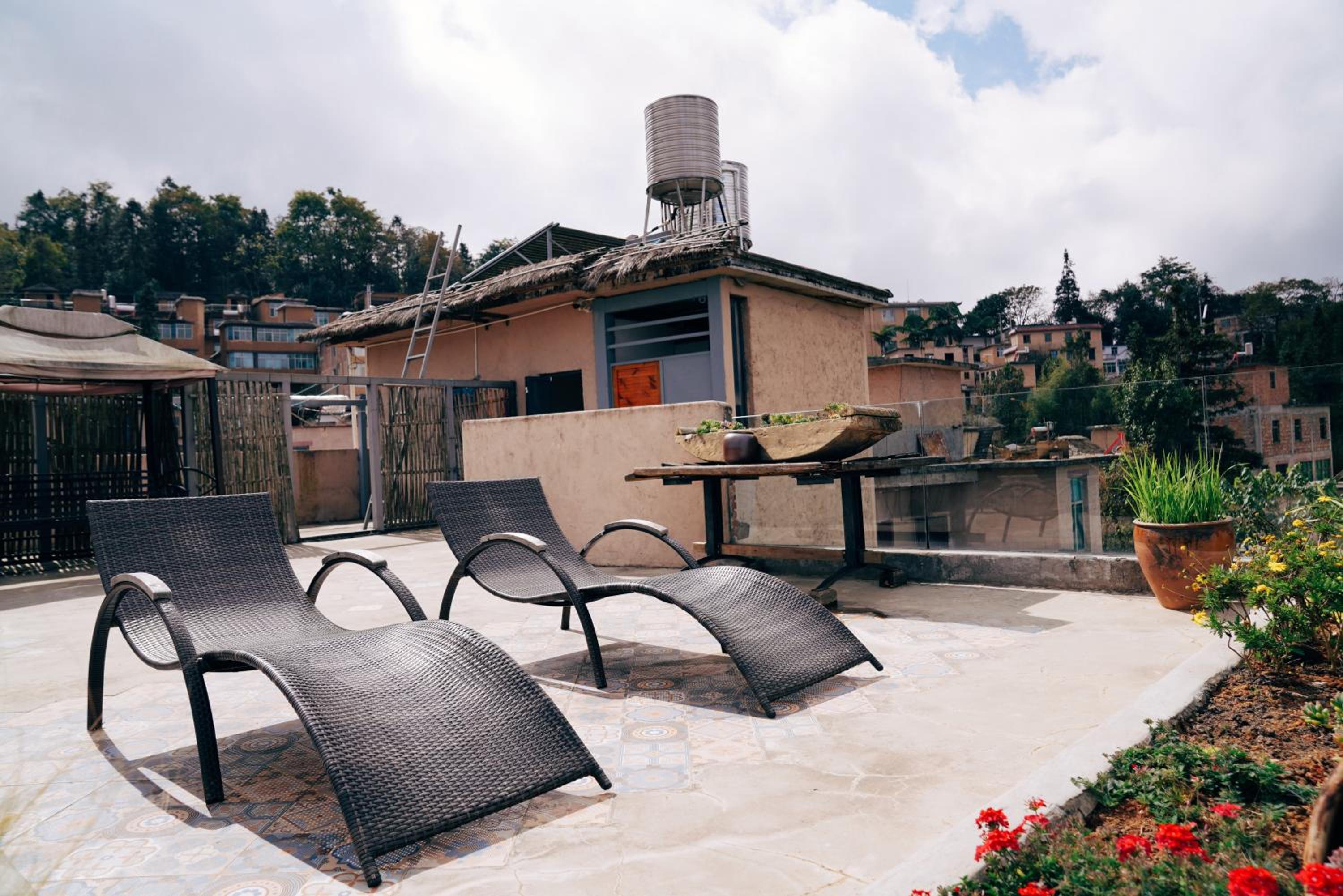 Twelve Manor Xiangdian Yuanyang Rice Terraces Retreat