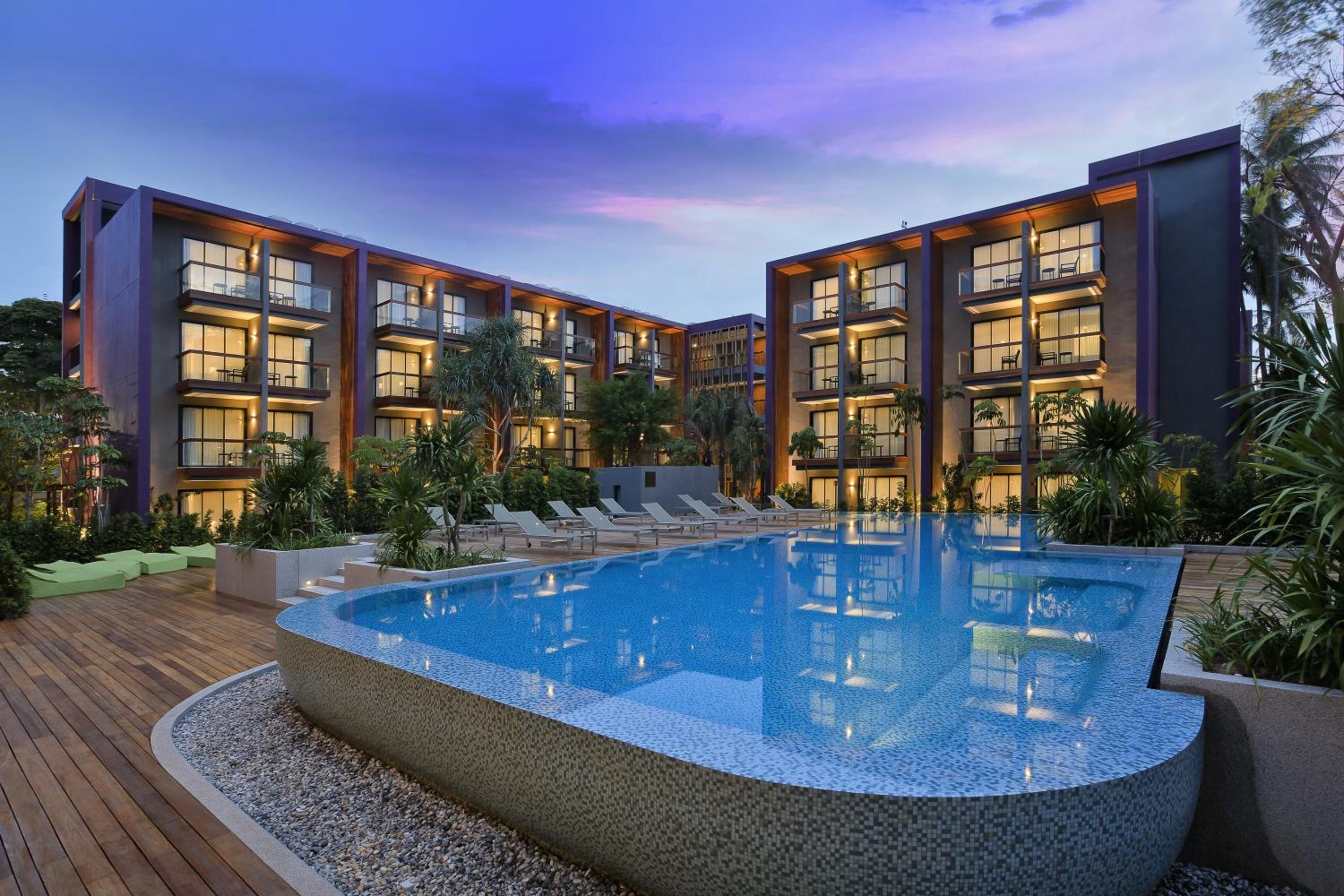 Holiday Inn Express Phuket Patong Beach Central by IHG