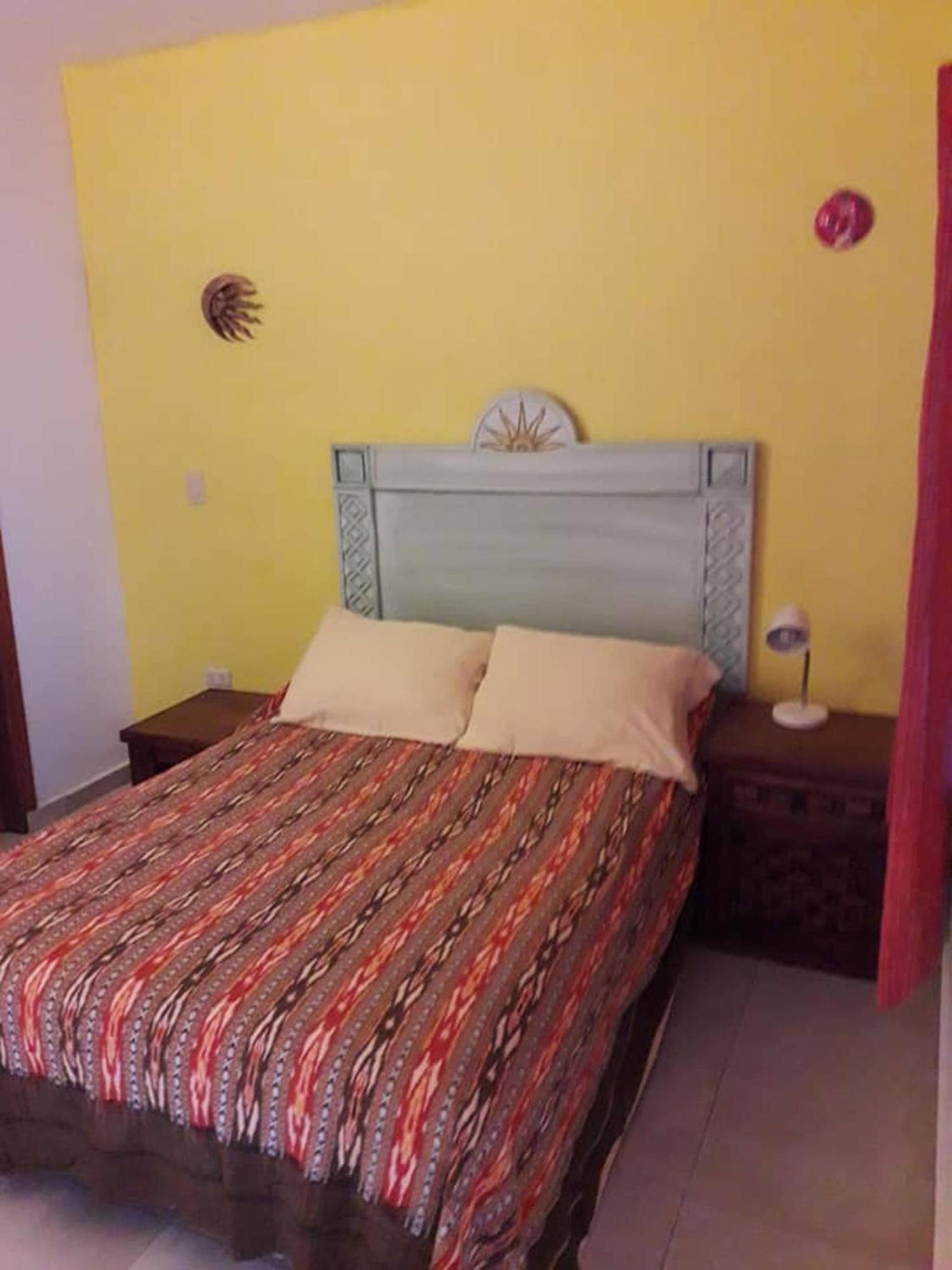 Cancun Guest House 3 near Ado bus terminal and 25 min from-to airport by shuttle