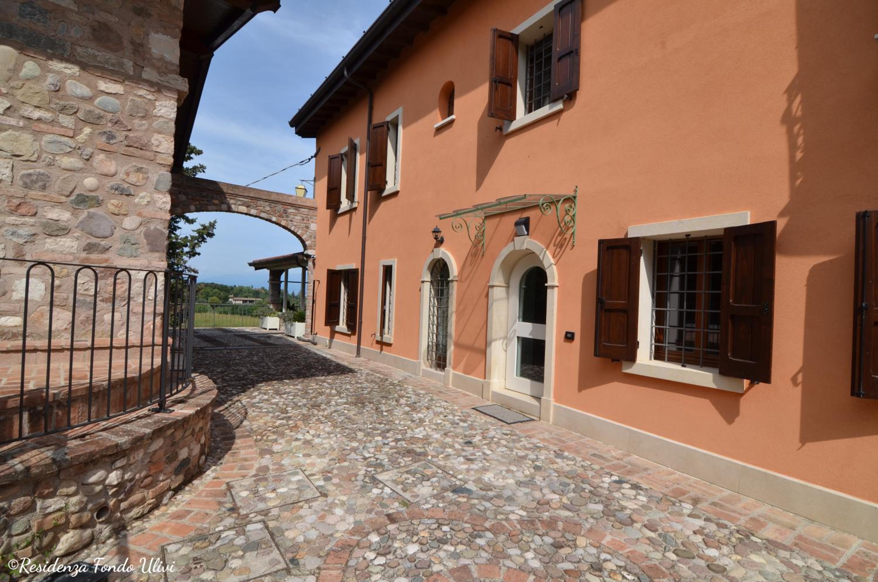 Residenza Fondo Ulivi view 2