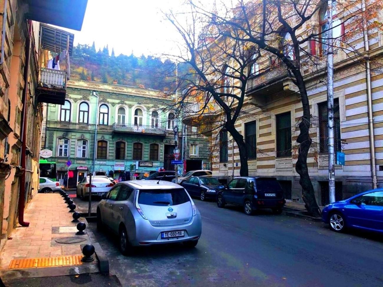 Old Tbilisi N&M view 2