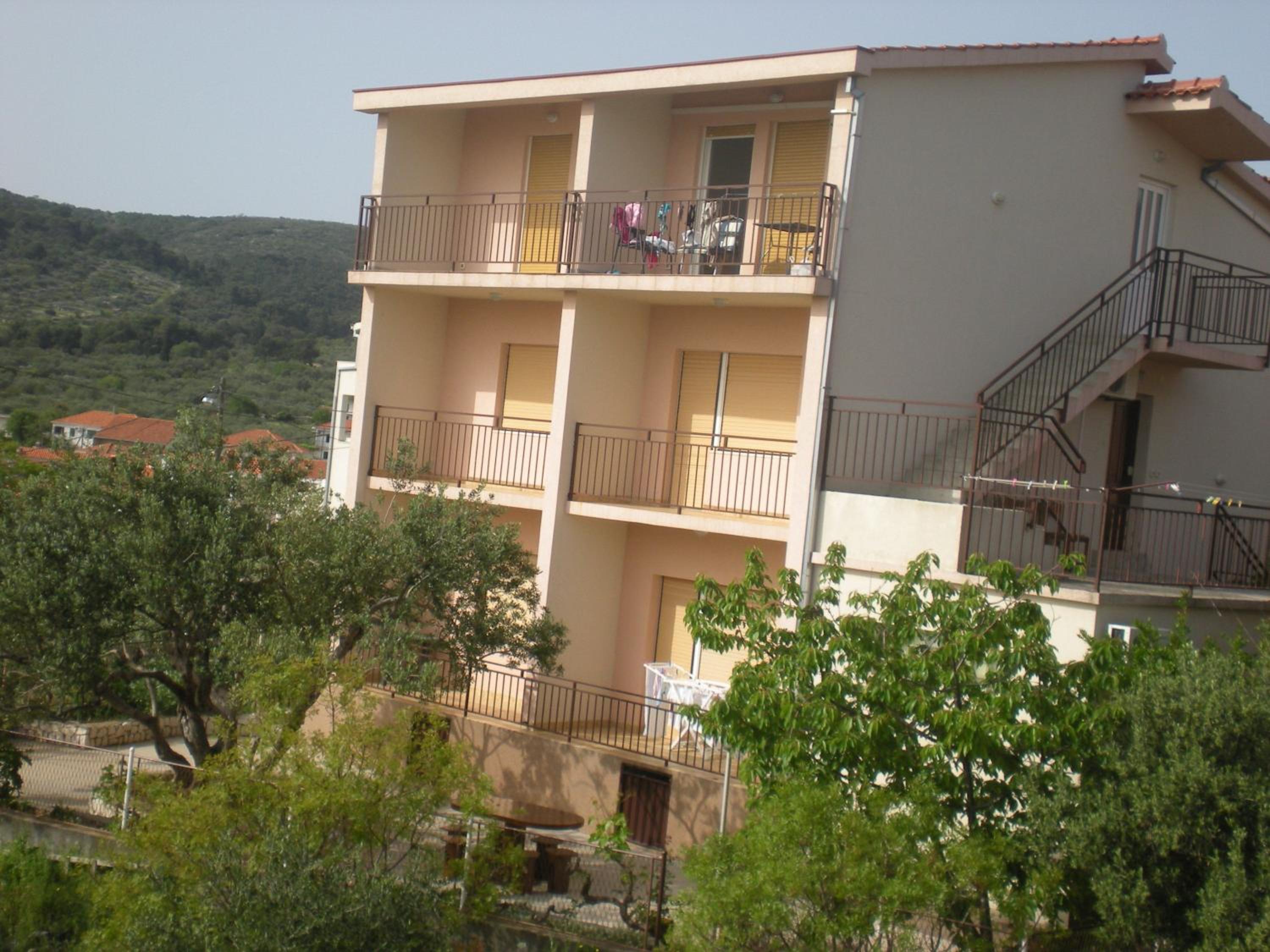 Apartments Jelica view 3