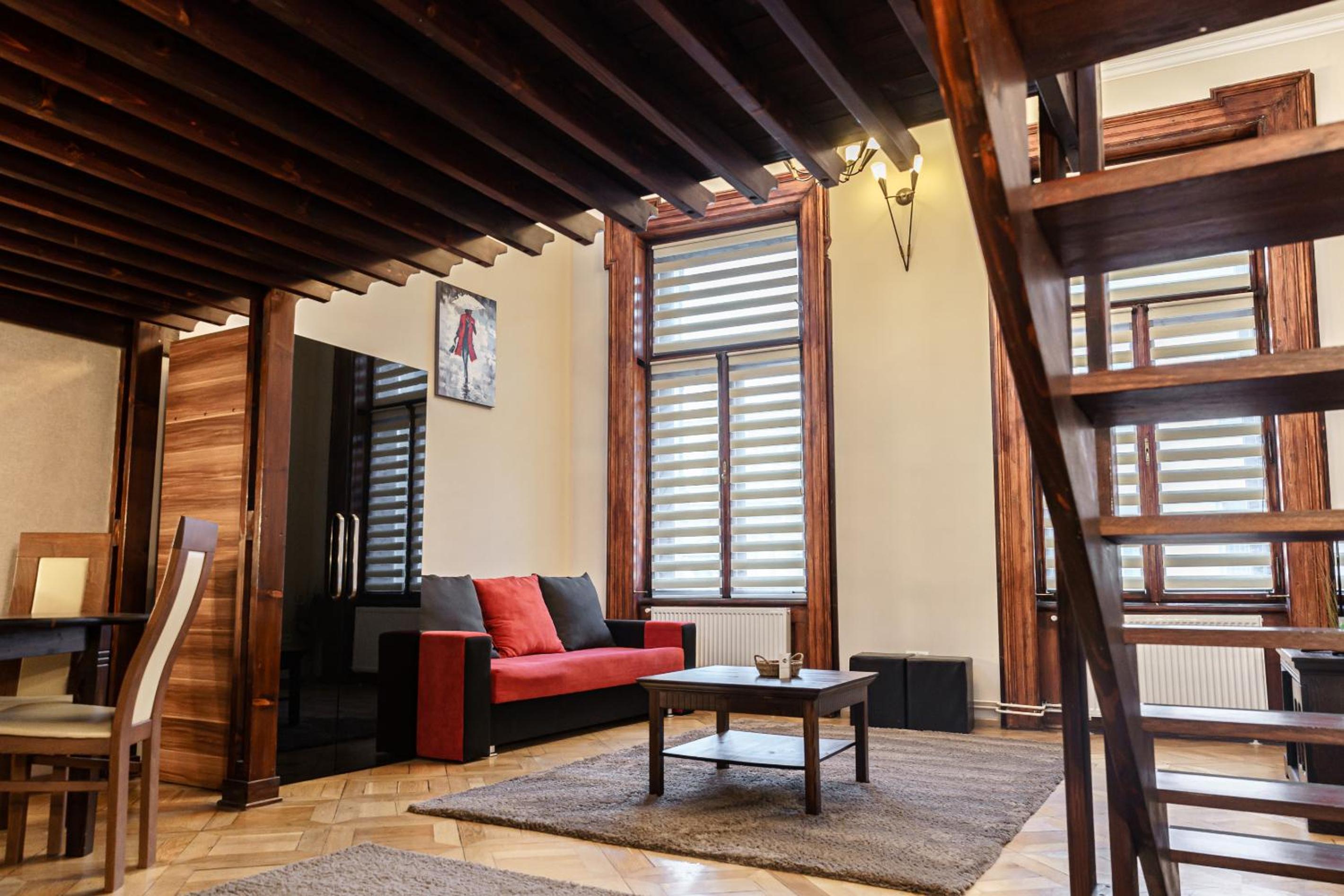 Select City Center Apartments