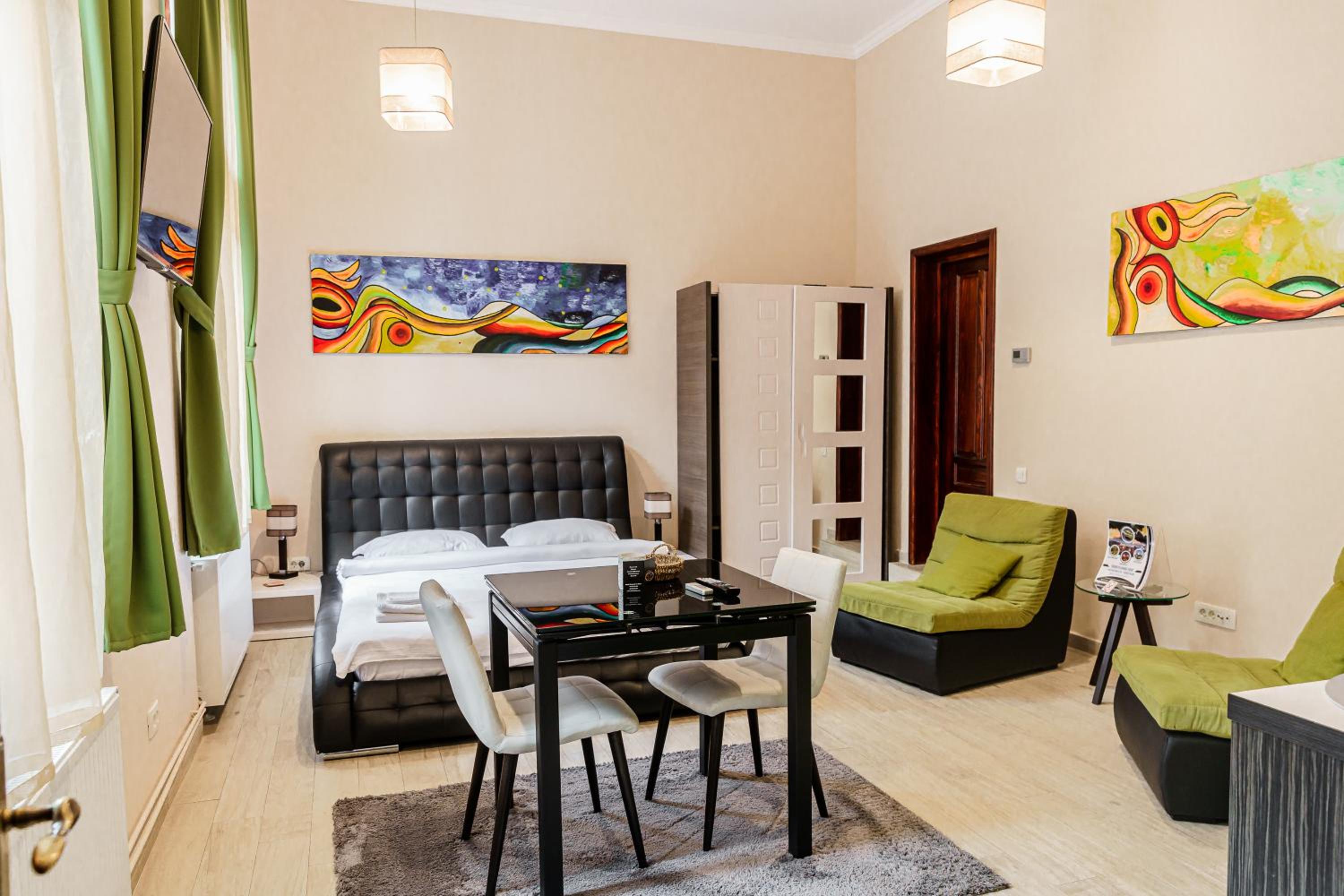 Select City Center Apartments