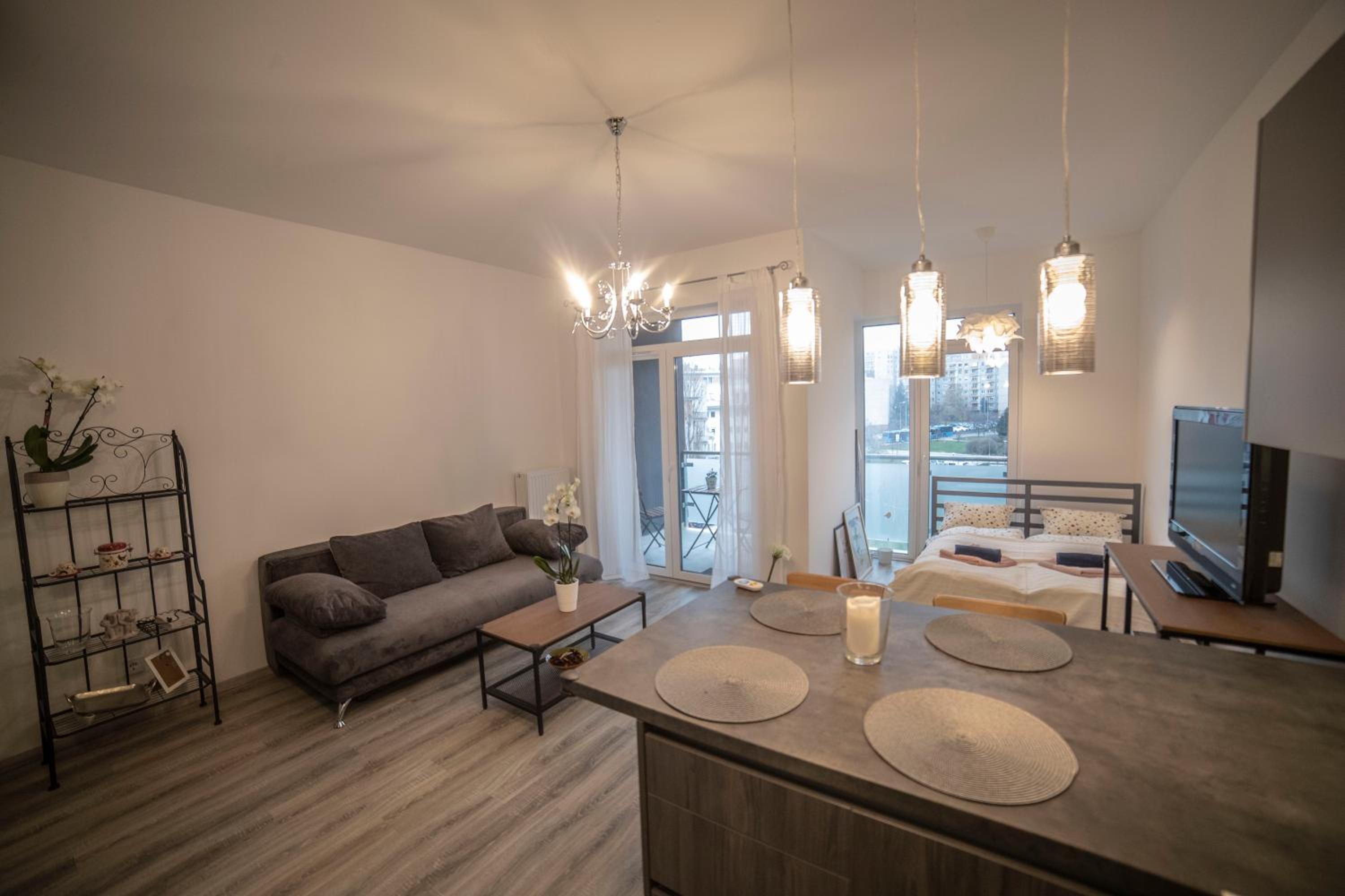 Sasadpark's new apartment in the west part of Buda view 5