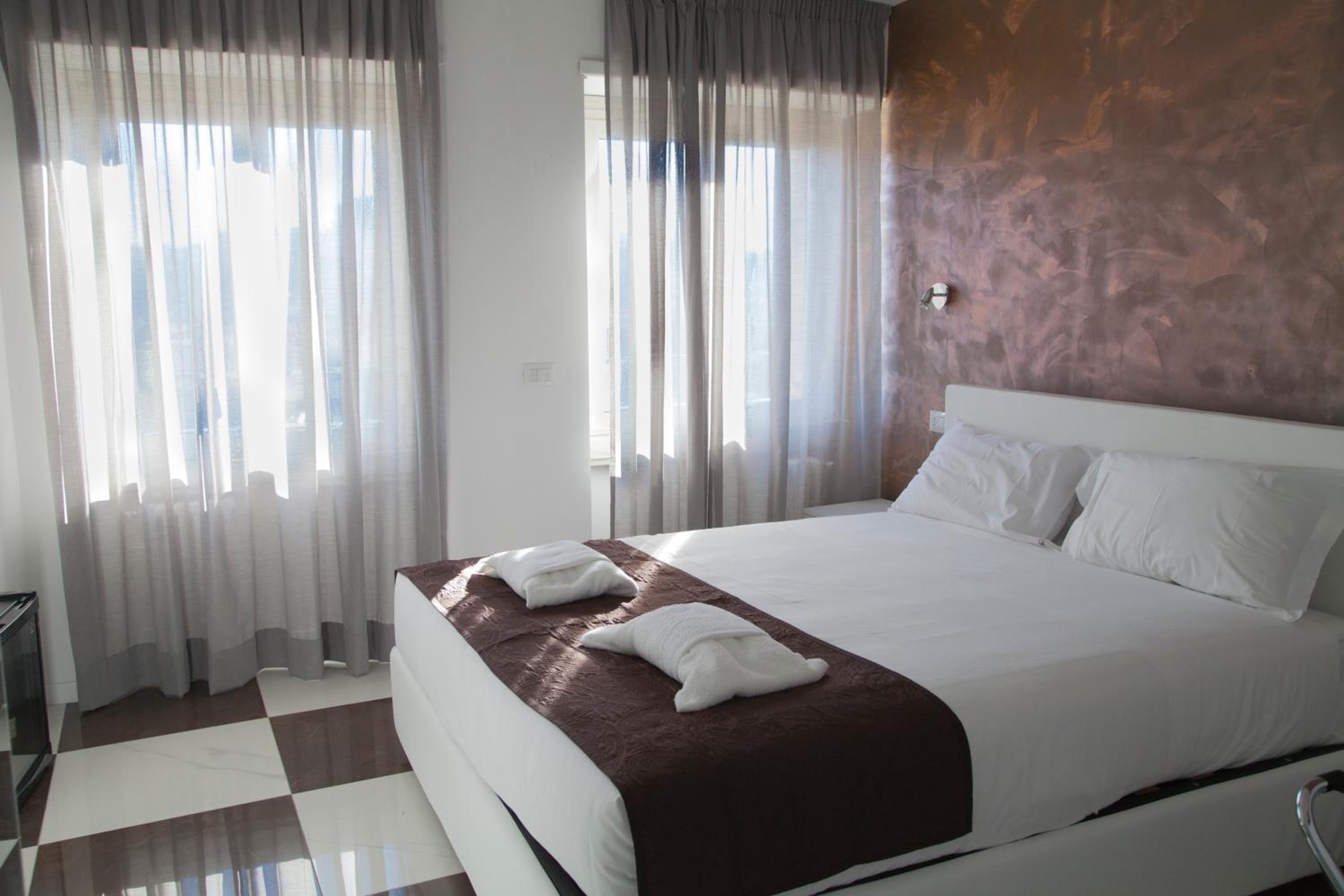 Luxury Vatican Rooms