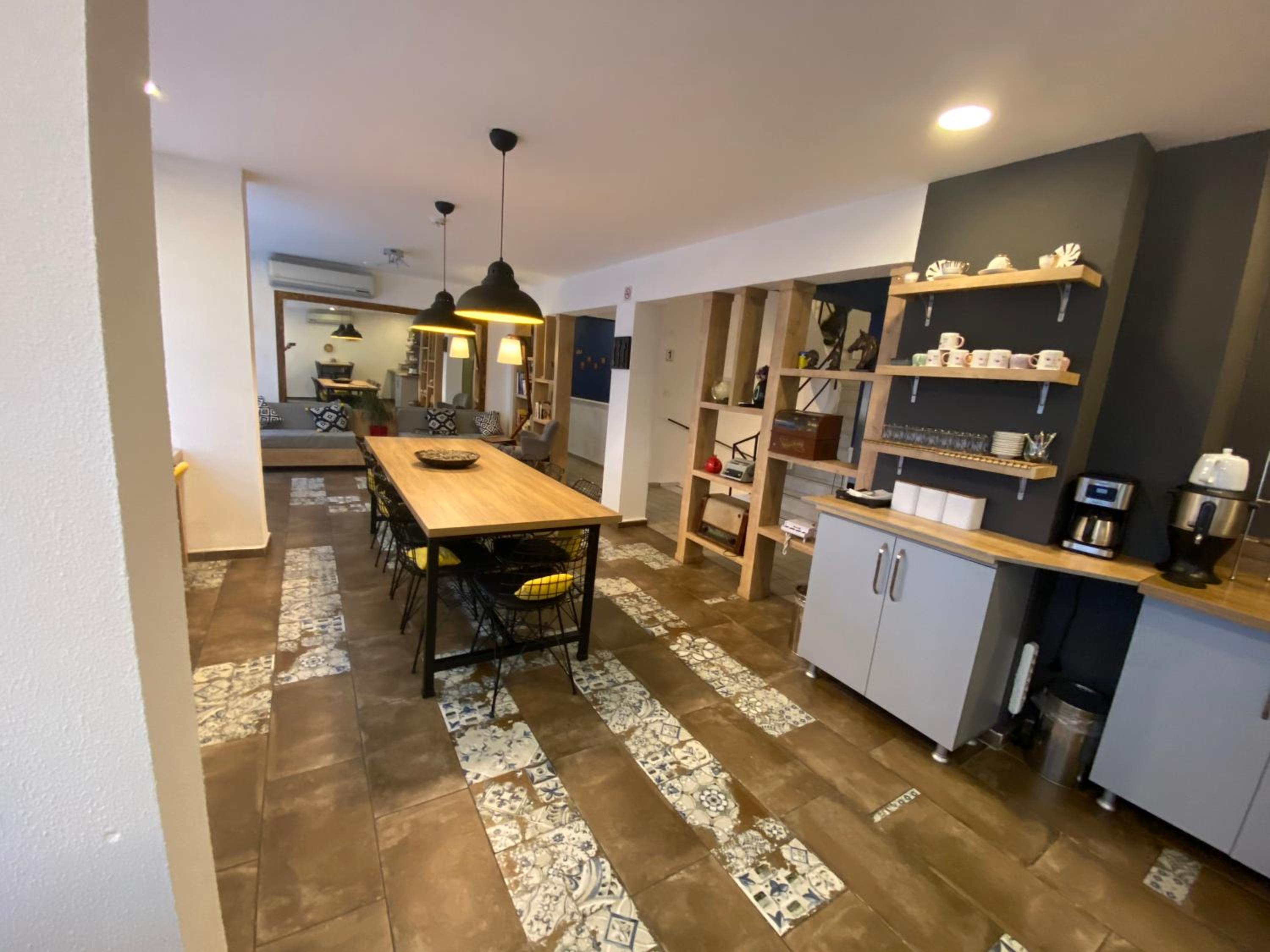 Piano Hotel - Image 16