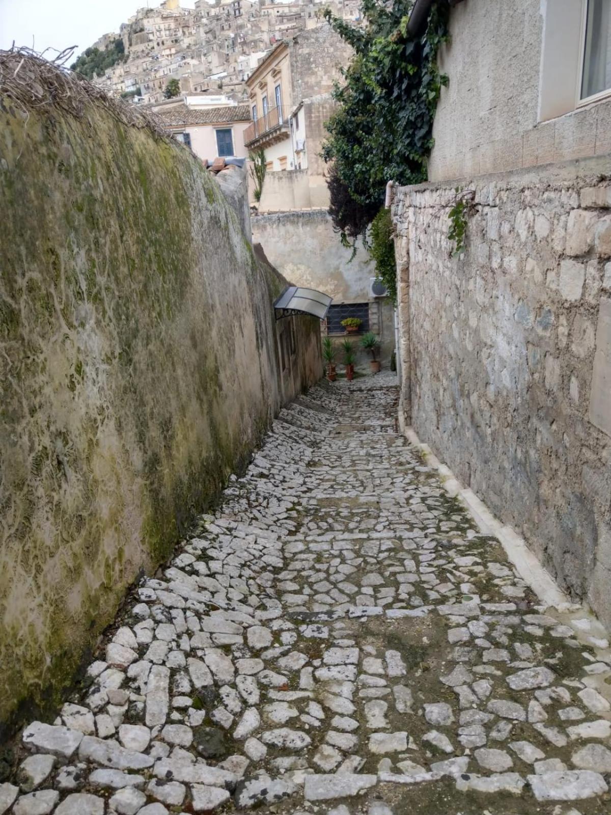 Modica Vacations - Casa Mavi Limite delle due Matrici - Property Image 10