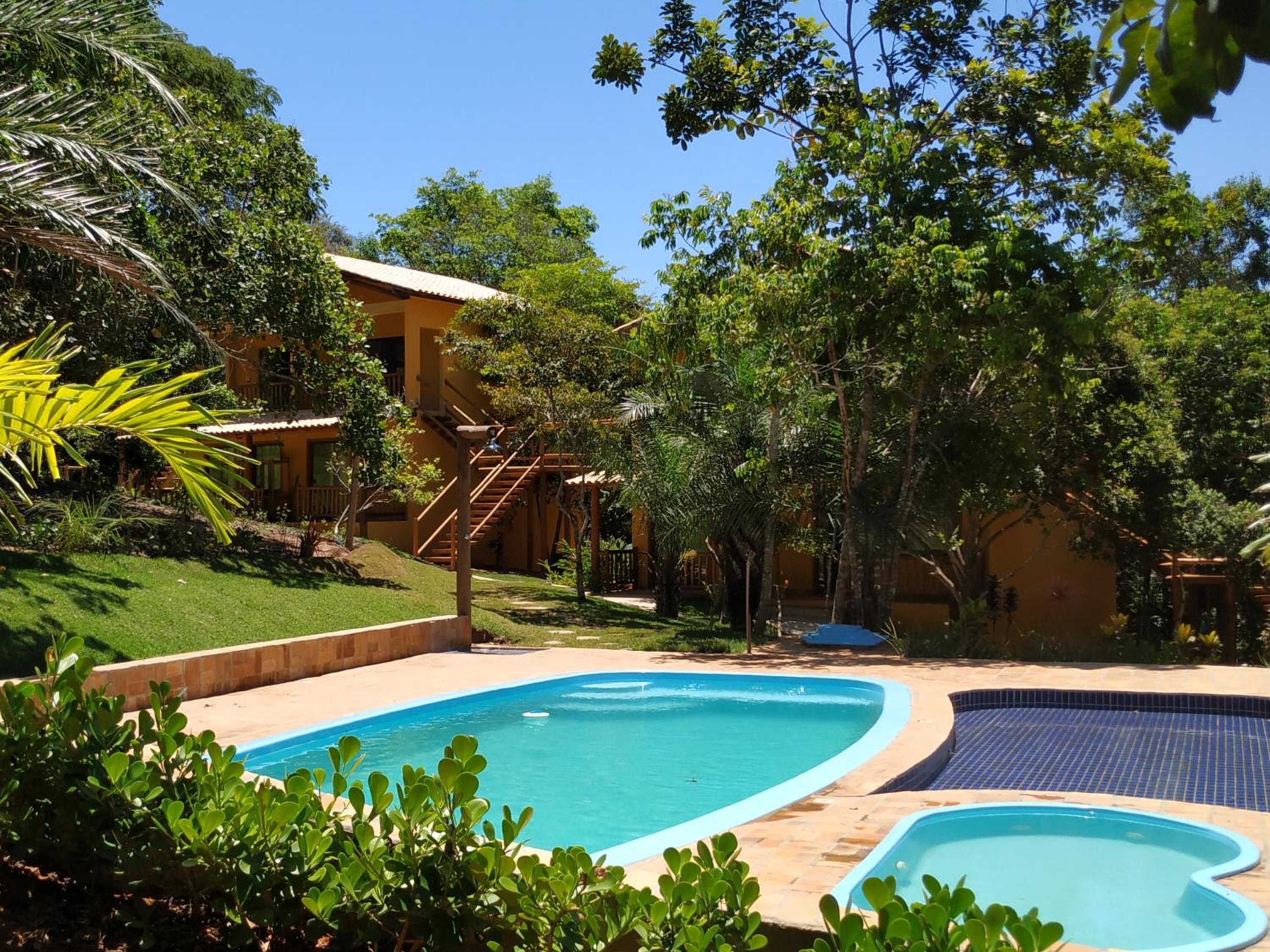 Vila Hen Praia do Forte - Studios com Varanda e Piscina - Quintas do Castelo da Torre - Reserva Sapiranga - 3,6km da Vila