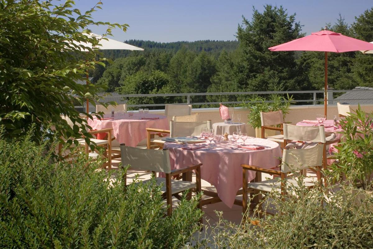 outdoor BBQ area