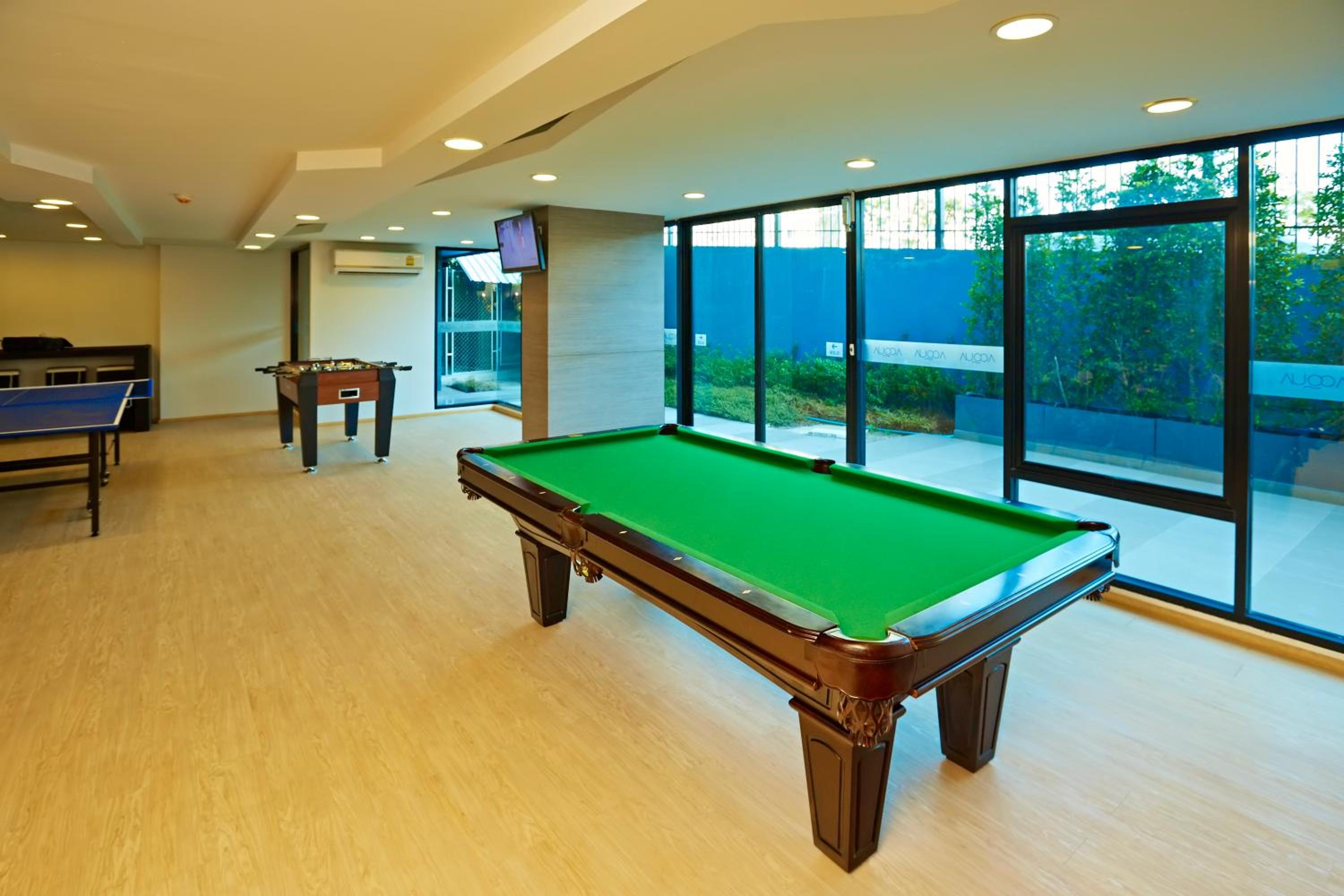 Acqua Condo by Tech