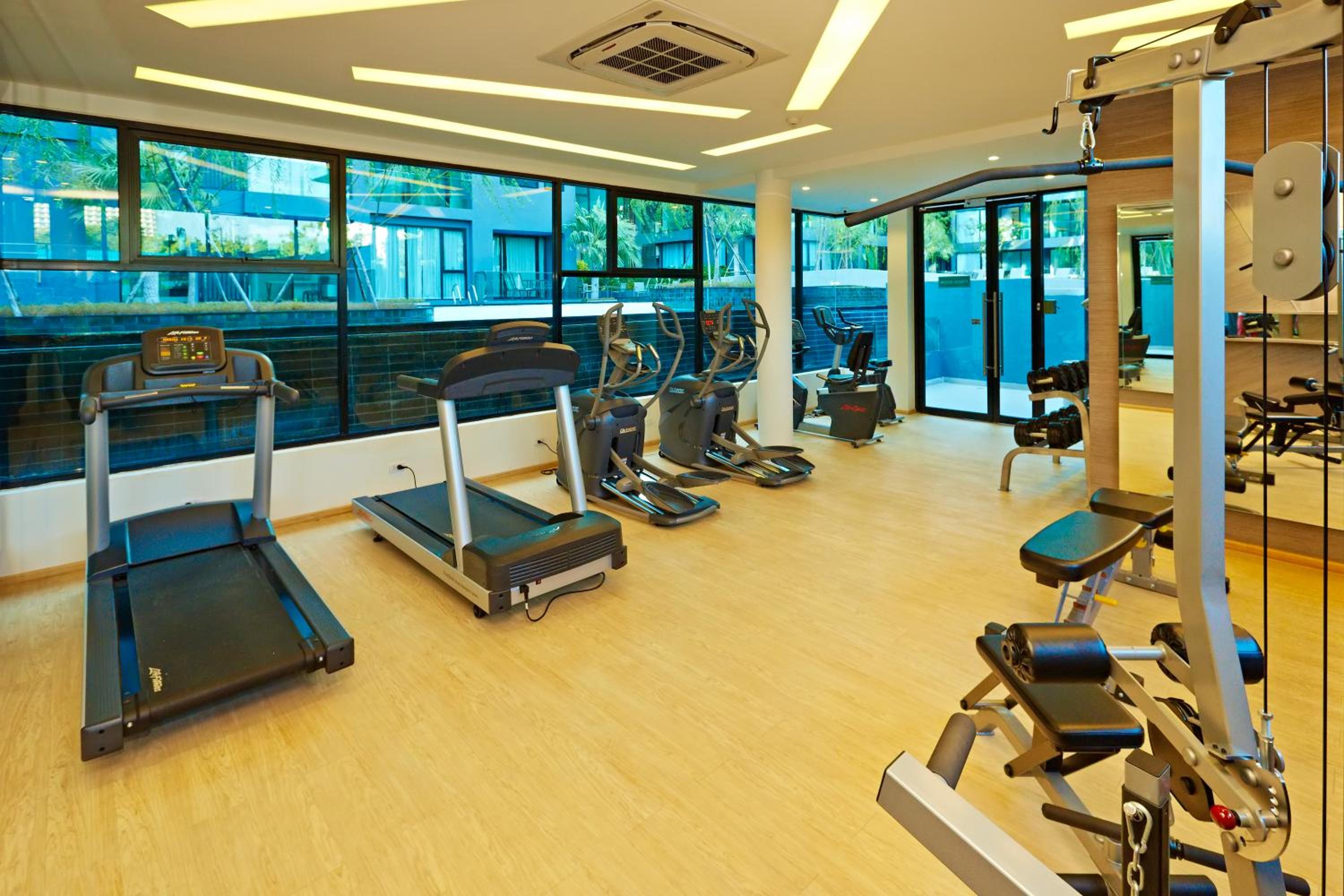 Acqua Condo by Tech