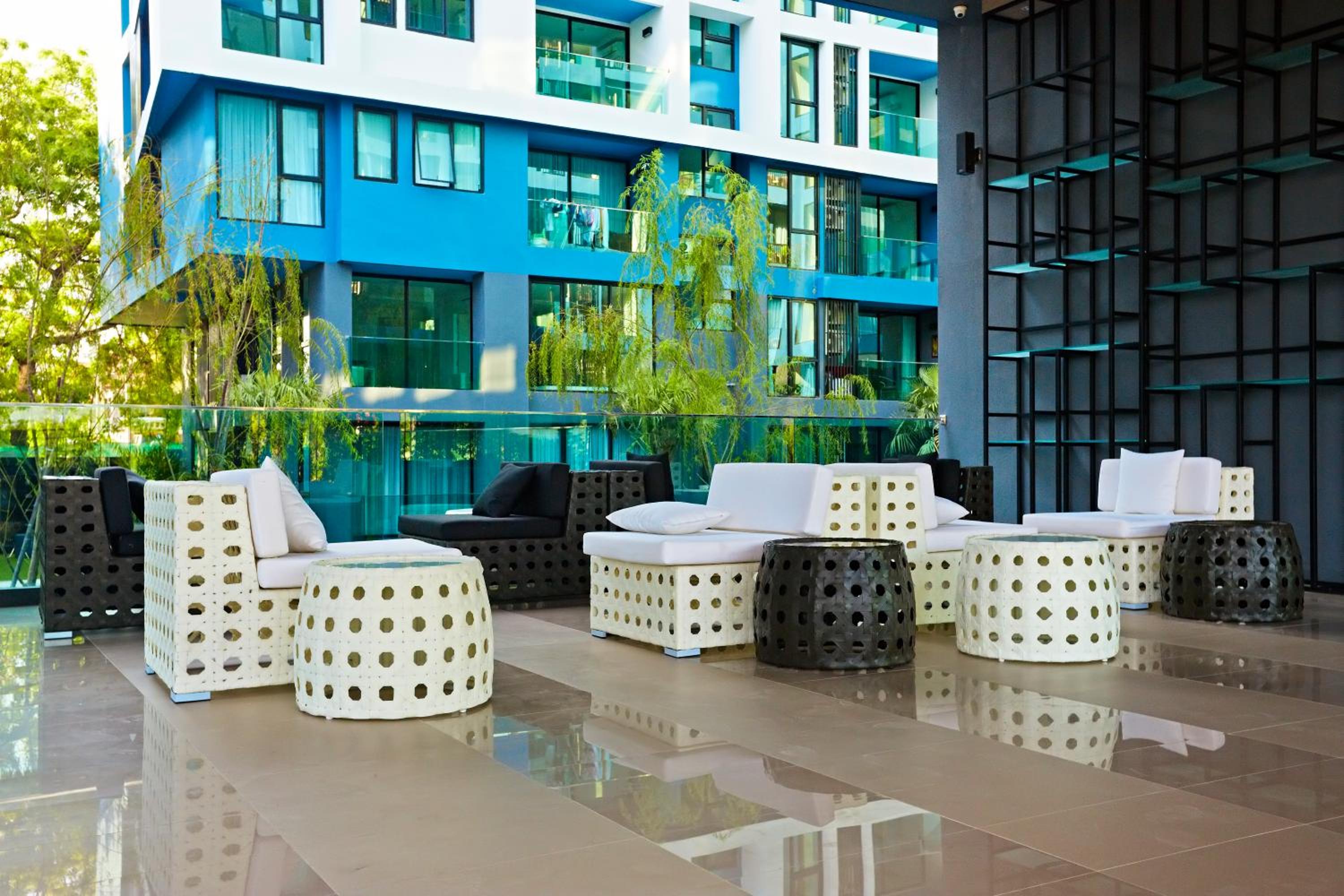 Acqua Condo by Tech