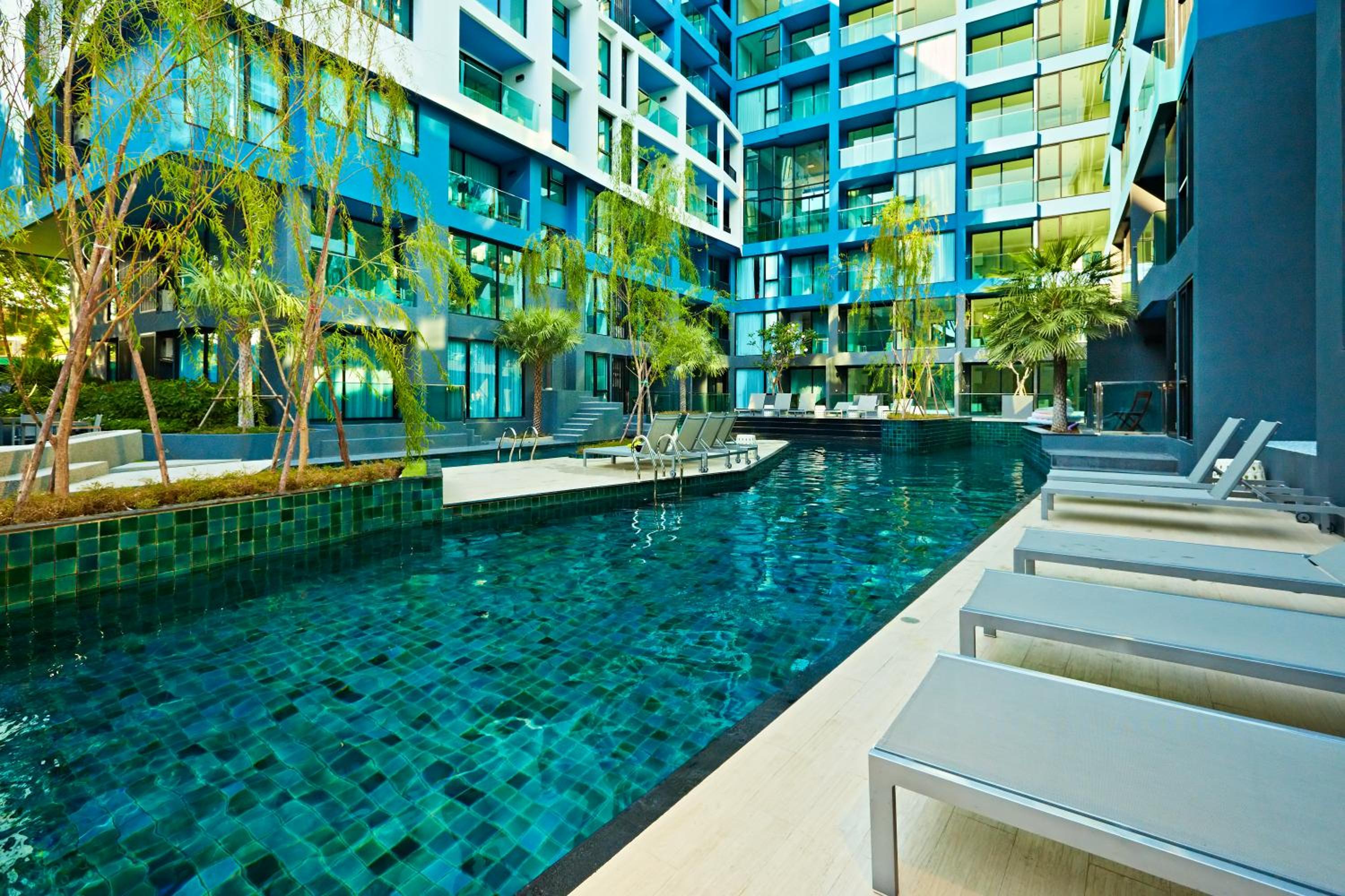 Acqua Condo by Tech