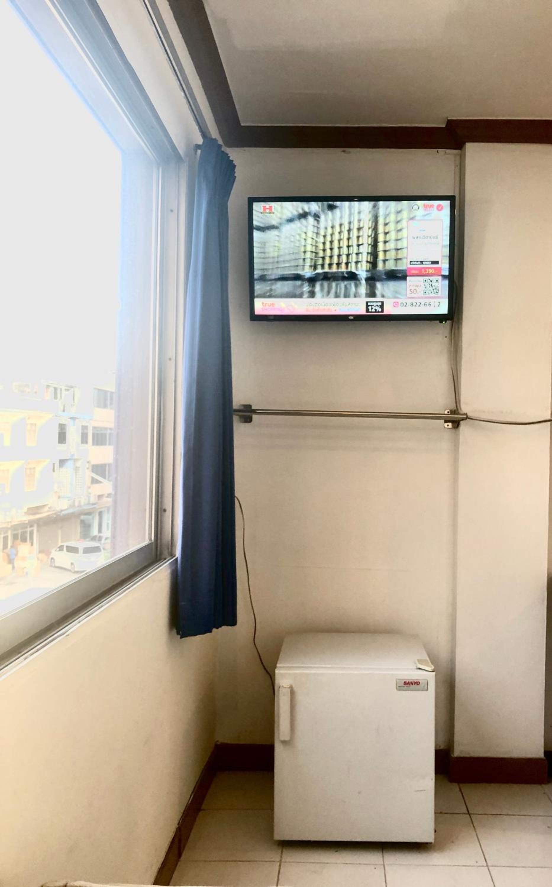 At Bangkok Hotel