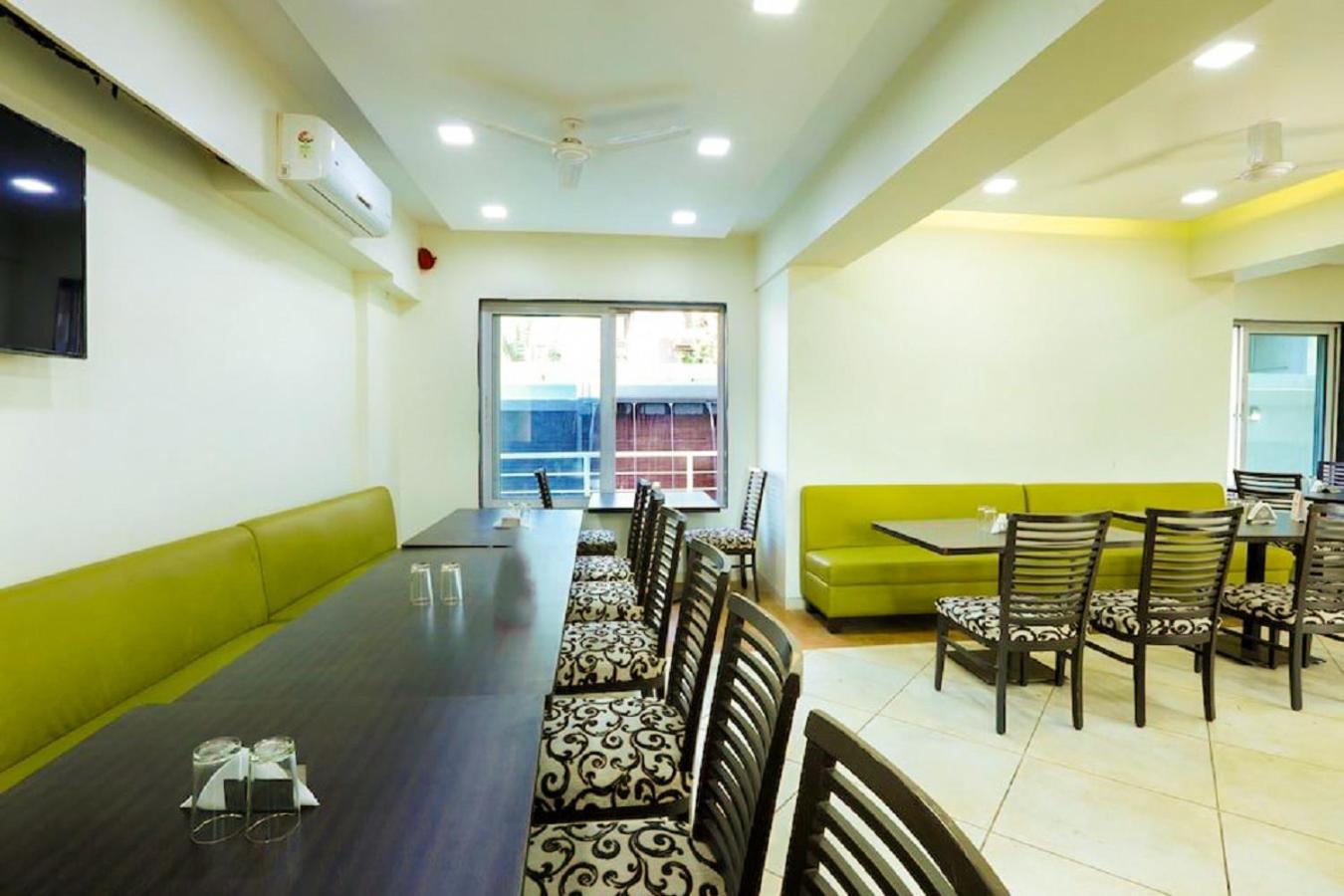 Lonavala Vacations - Dean Villa - Property Image 4