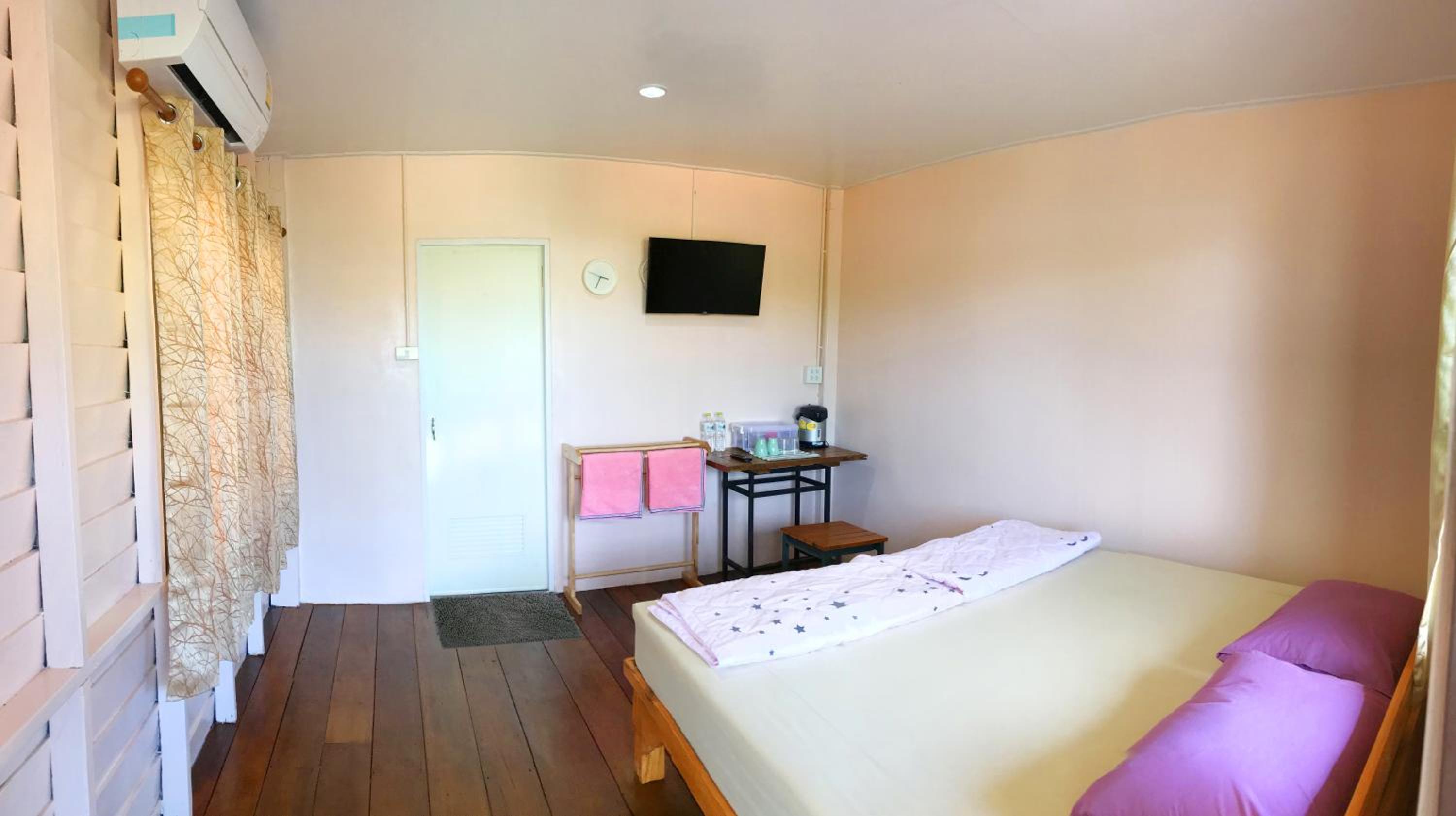 ครูหนูบ้านพัก แหลมงอบ Krunou baanpak view 3